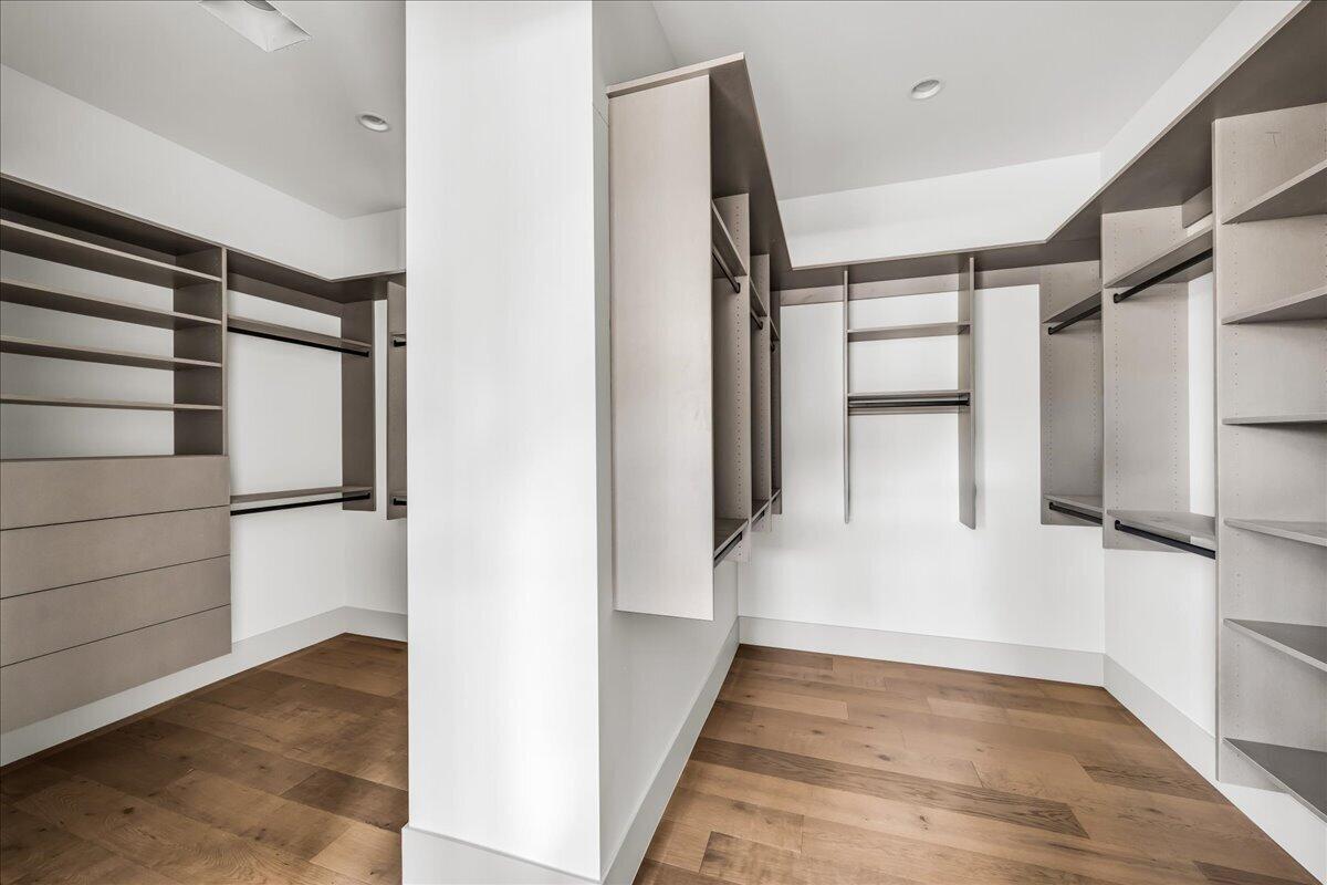 LEDGES OF SG JOHNSON ARCH - Residential