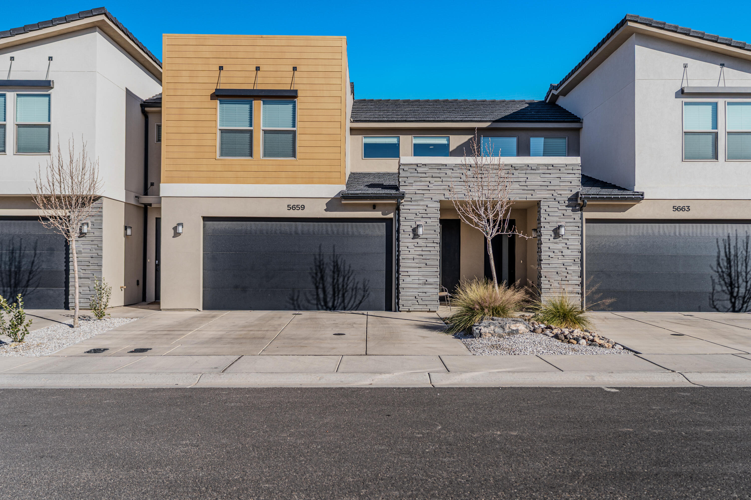 SOUTH DESERT TH - Residential