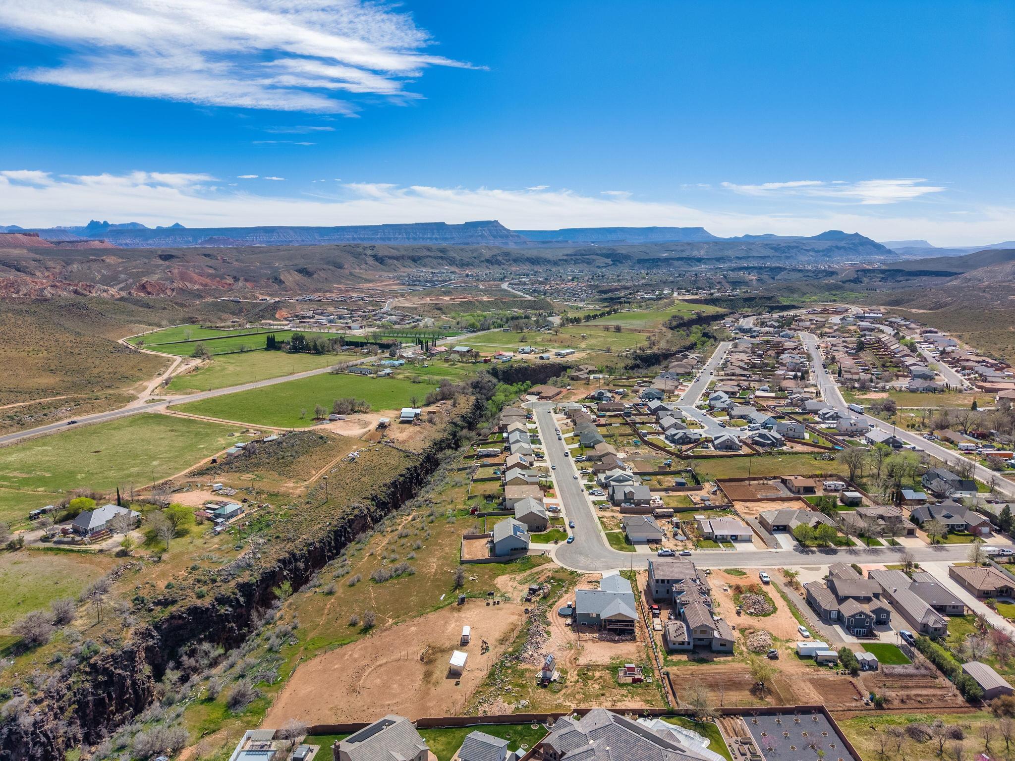 ALMOND HEIGHTS PARK - Residential