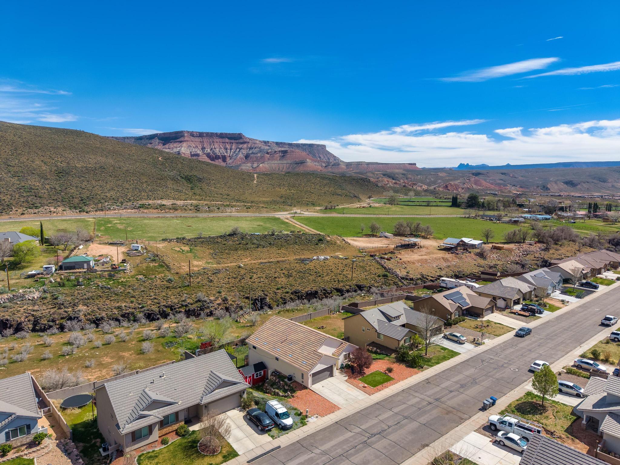 ALMOND HEIGHTS PARK - Residential