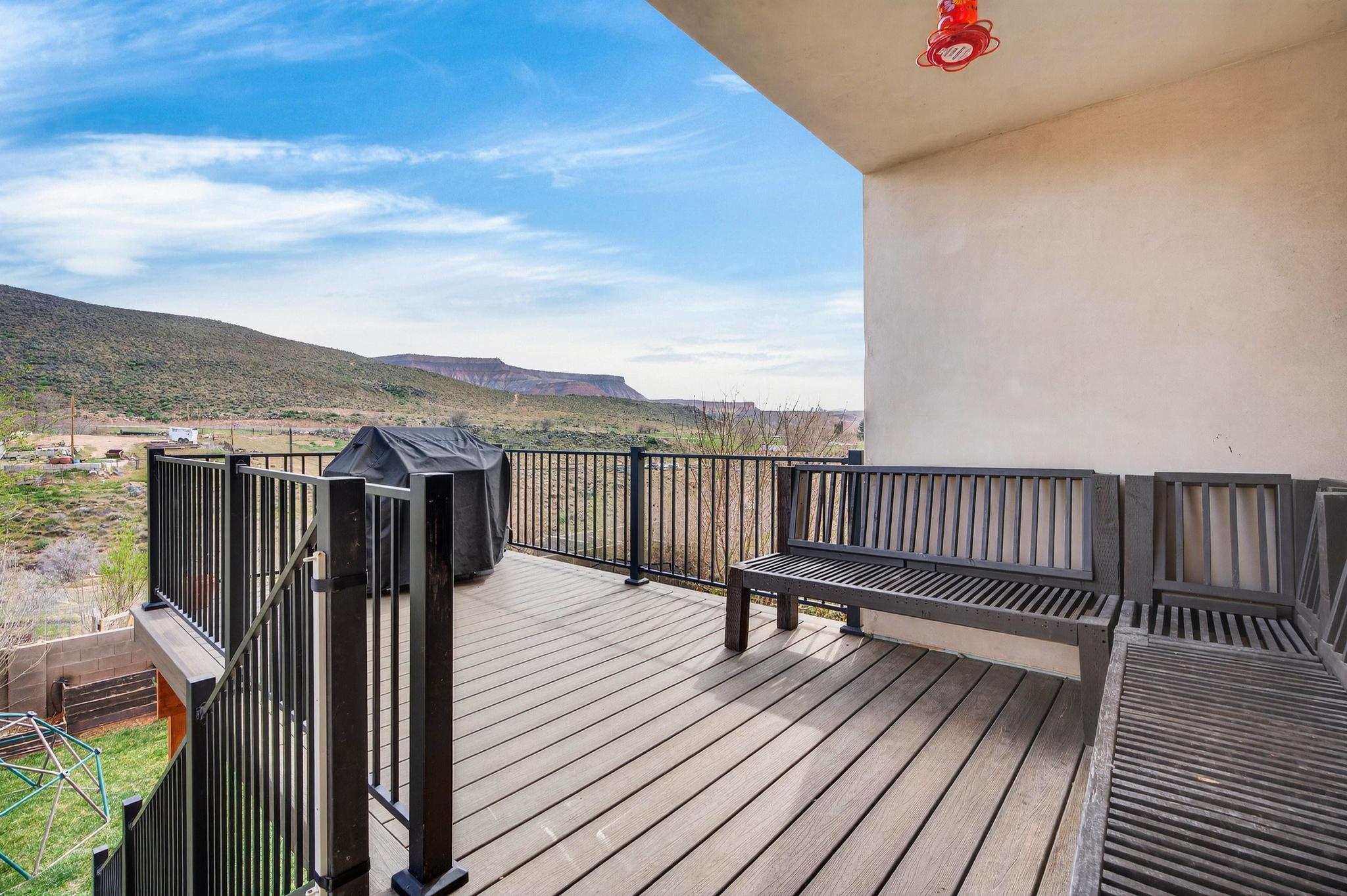 ALMOND HEIGHTS PARK - Residential