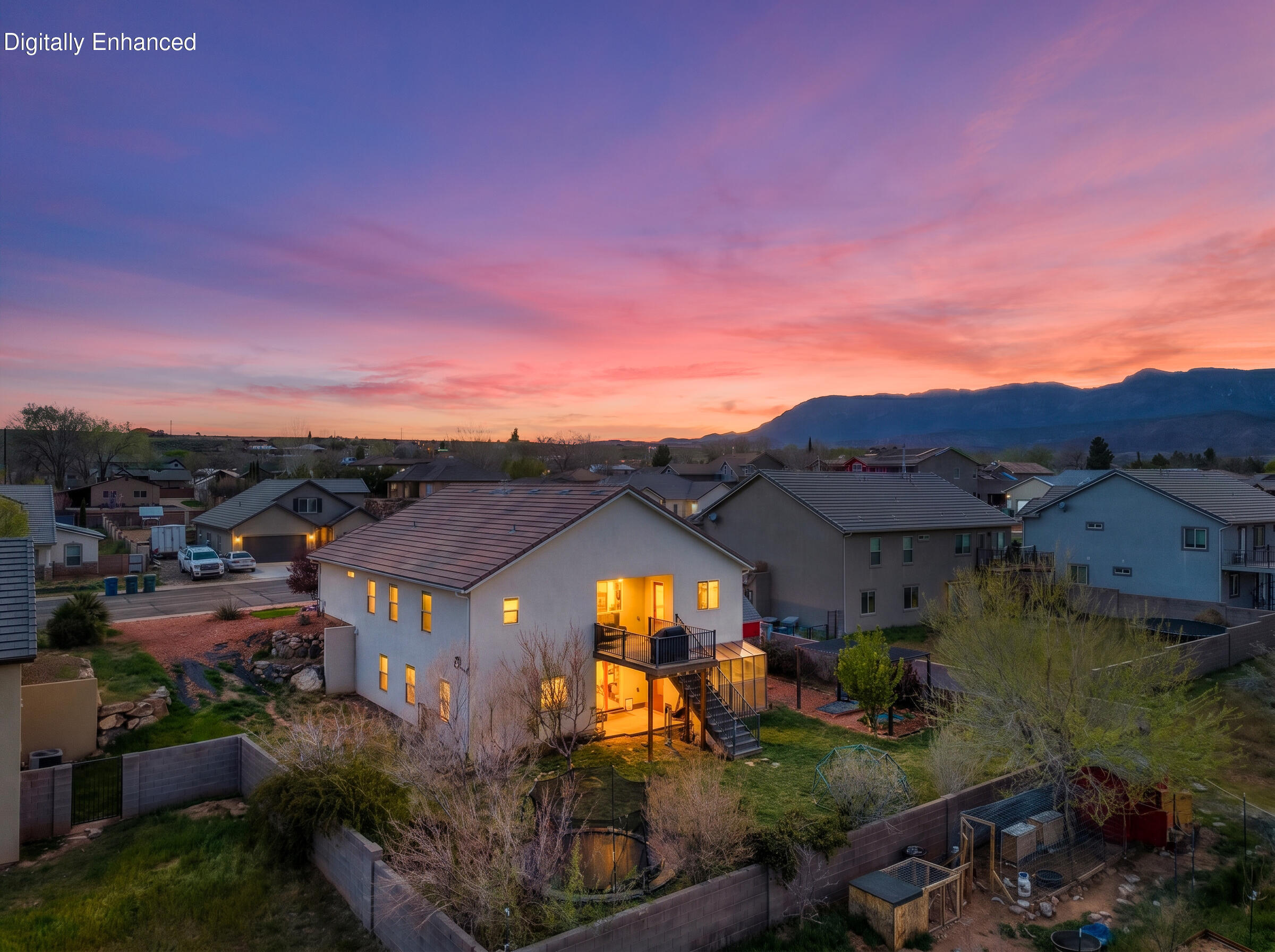 ALMOND HEIGHTS PARK - Residential