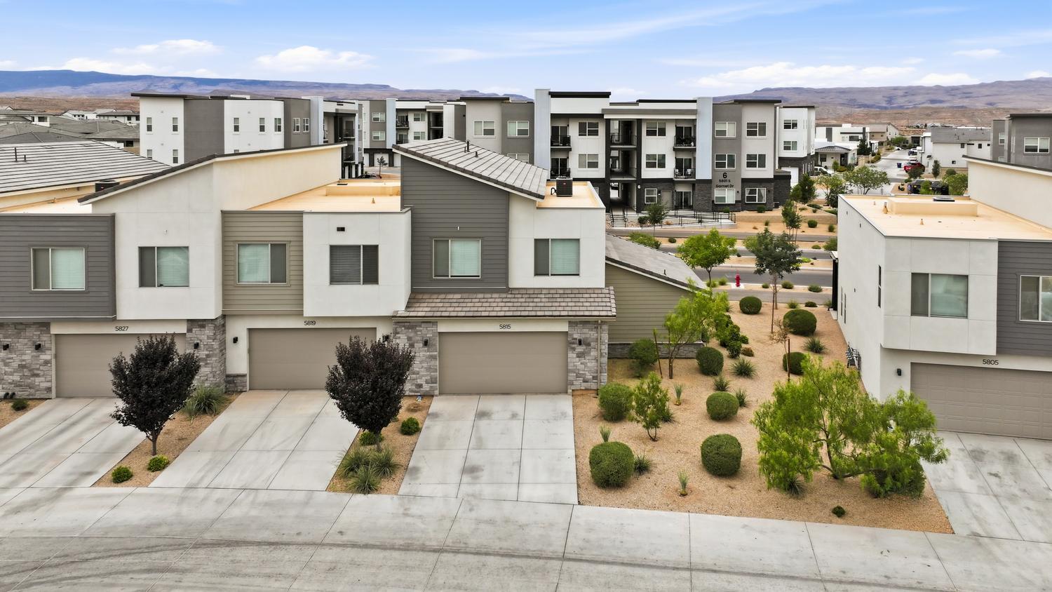 DESERT COLOR AUBURN HILLS - Residential