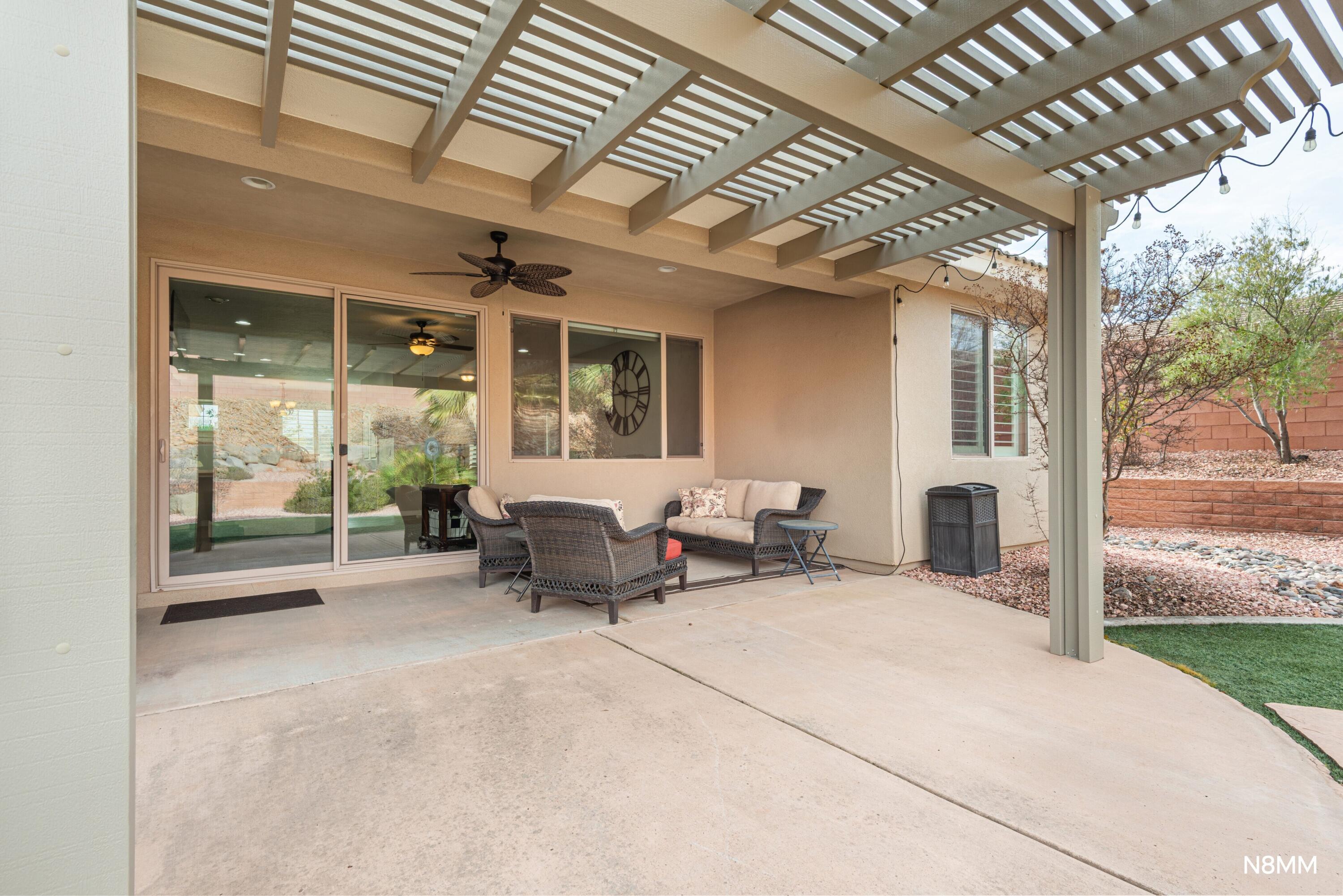 CORAL CANYON - Residential