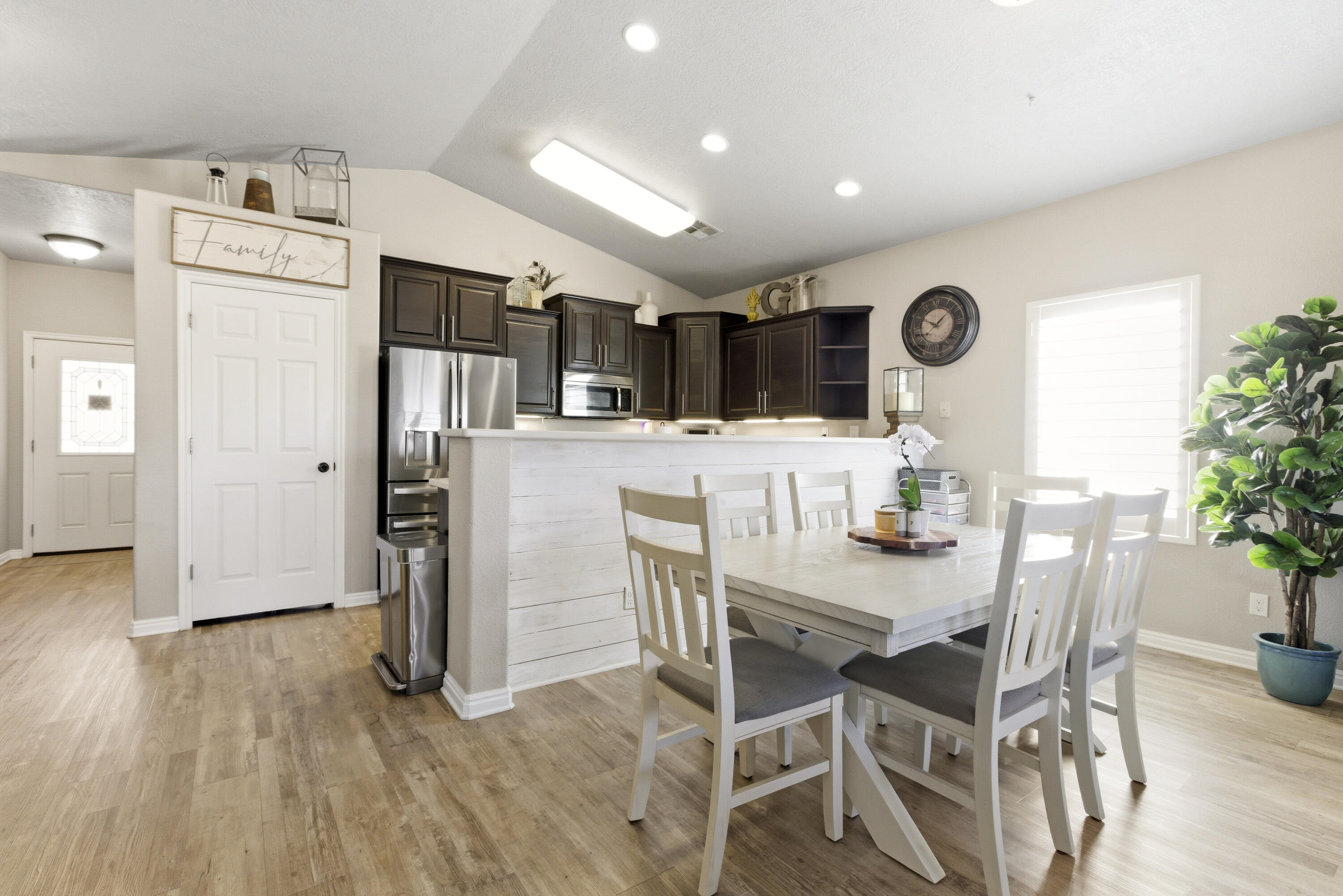 EMERALD RIDGE - Residential