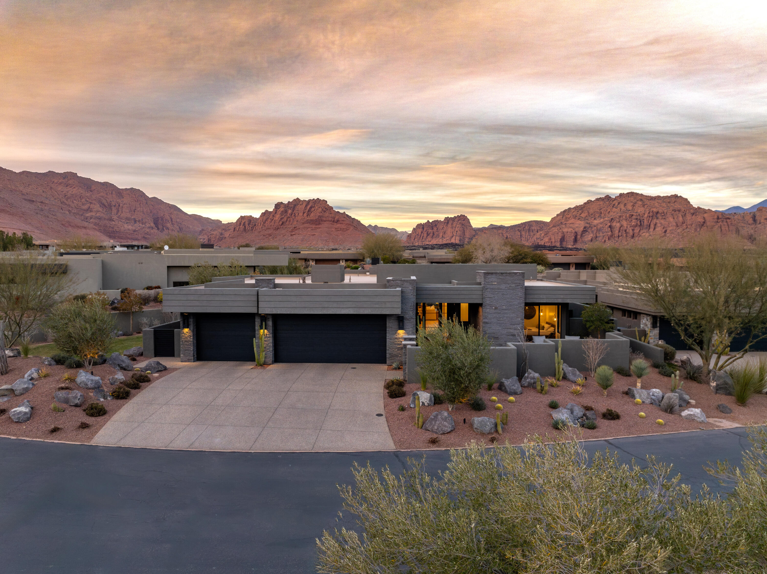 ENTRADA RESERVE AT SNOW CANYON PATIO HOMES - Residential