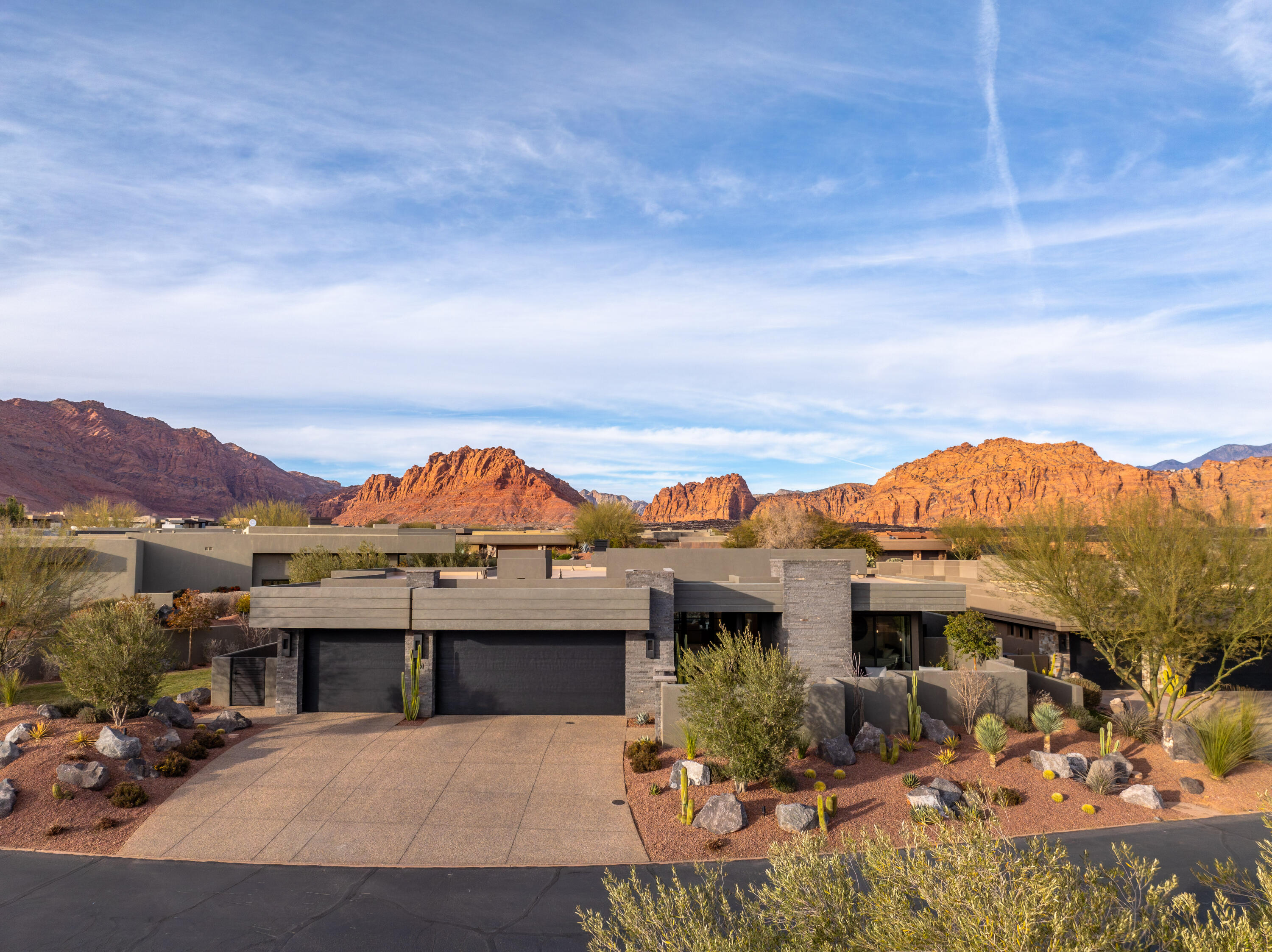 ENTRADA RESERVE AT SNOW CANYON PATIO HOMES - Residential