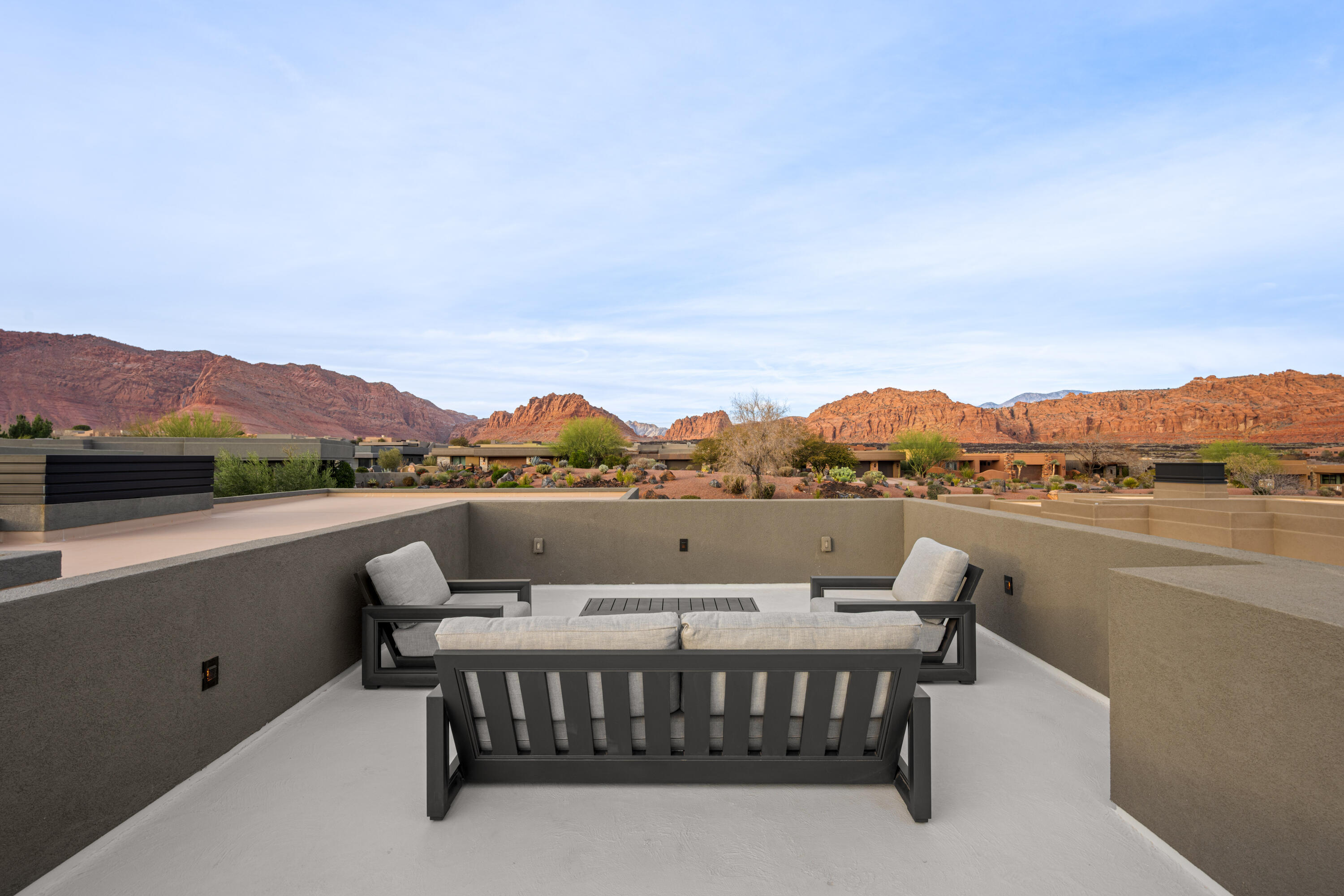 ENTRADA RESERVE AT SNOW CANYON PATIO HOMES - Residential