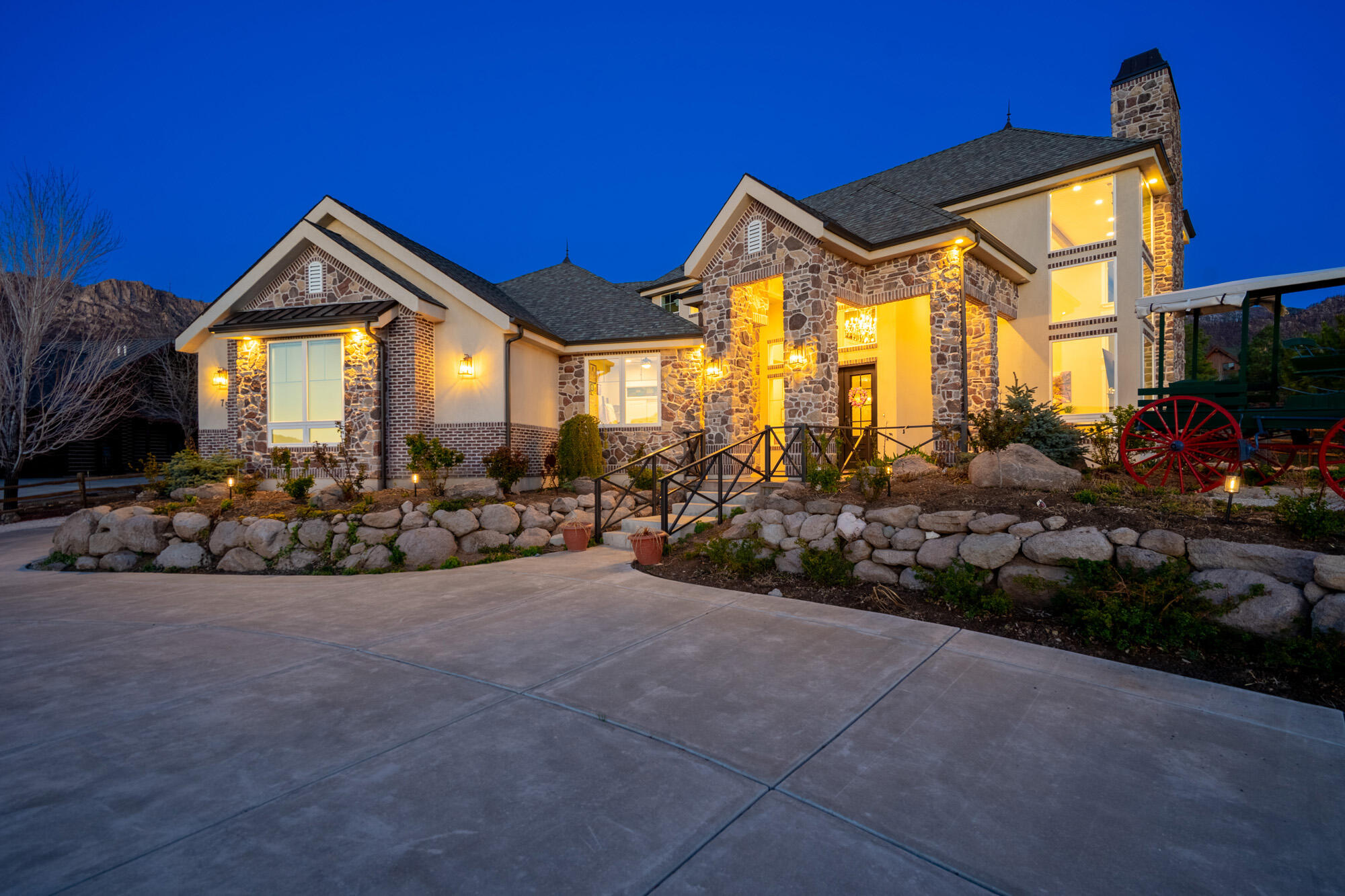 Discover your mountain sanctuary in the charming, historic Pine Valley. Located in prestigious Spring Creek Pines Subdivision-this home features breathtaking views from all directions--WOW SUCH SUNRISES AND SUNSETS!!

Enjoy mountain scenery w/pines, quakie trees & majestic cliffs lining the mountains from large windows surrounding a floor to ceiling rock fireplace. These windows also capture views of the ponderosa pines, pastures, springs, wildlife & livestock--just so much amazing scenery to take in & enjoy!! Listen to the horses whinny, the cows mooow, the turkeys gobble, coyotes howl, watch beautiful hummingbirds & bluebirds in the summer time--paradise!!

This home has a large main living area with high ceilings to take in the views with an upper loft which has a 1/2 bath, large family entertaining area, a deck to enjoy the mountains & their beauty...

The full kitchen boasts a granite bar & dining area, full kitchen appliances, awesome butlers pantry with a pebble ice maker, granite counter top with sink, & large built-in shelving. 

Experience the unique victorian- style lighting throughout the home, too!

This amazing mountain retreat includes 3 bedrooms on main level, with 2 full bathrooms. The loft area is spacious and has room for a wrap around couch that turns into sleeping for guests, a large TV, a game/entertaining area--build jigsaw puzzles, play game, sooo much fun to make memories!!

The garage area boasts a 2 full car garage, RV garage, tons of storage, a large floor to ceiling closet, parking on side of RV garage-- JUST WOW!!

The covered deck area on rear side of home has a covered area to take in this mountain experience--barbecue a scrumptious meal, roast marshmallows, watch the stars, find constellations & at certain times, meteors fall. Listen to the night sounds & BEST OF ALL --enjoy family & friends!

The .56 acre lot is fully fenced, landscaped w/circular driveway, and custom metal gates. Garden area, fruit trees, perrenial flowers blooming