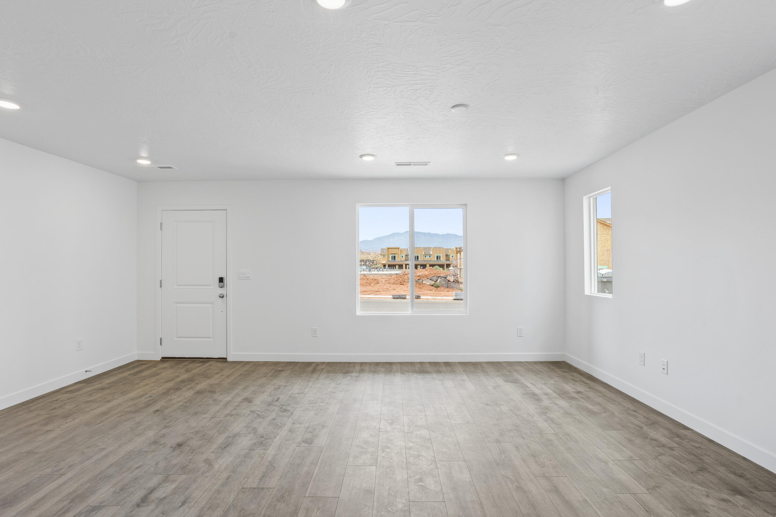 LAVENDER CANYON AT LONG VALLEY - Residential