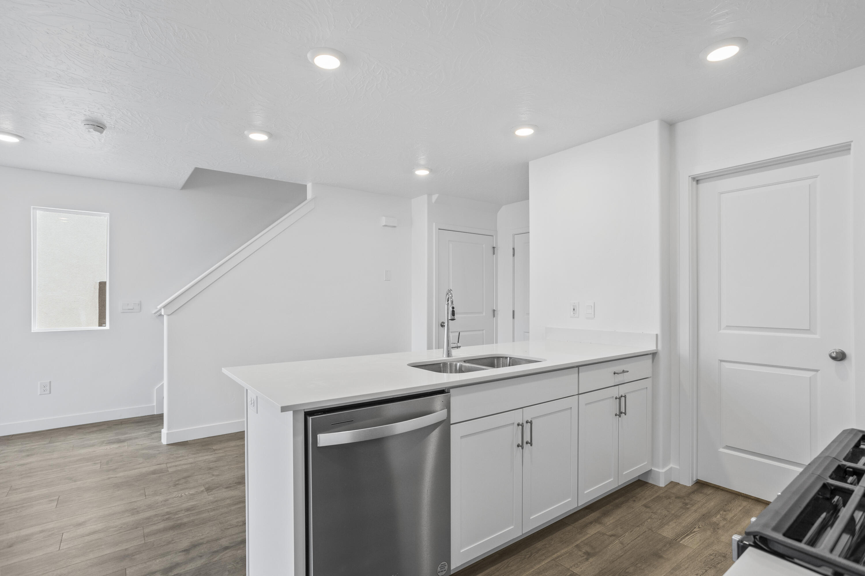 LAVENDER CANYON AT LONG VALLEY - Residential