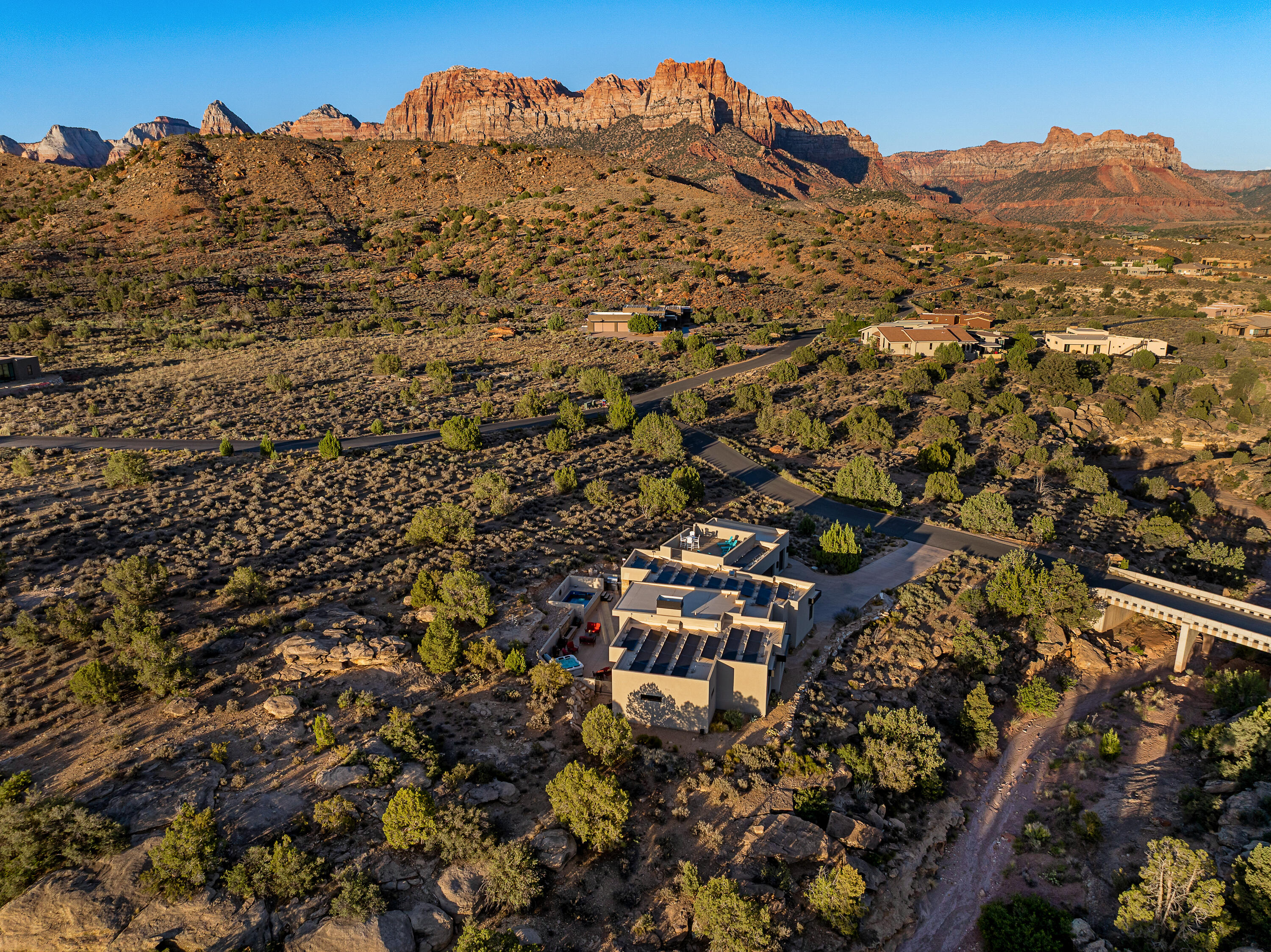 ANASAZI PLATEAU - Residential