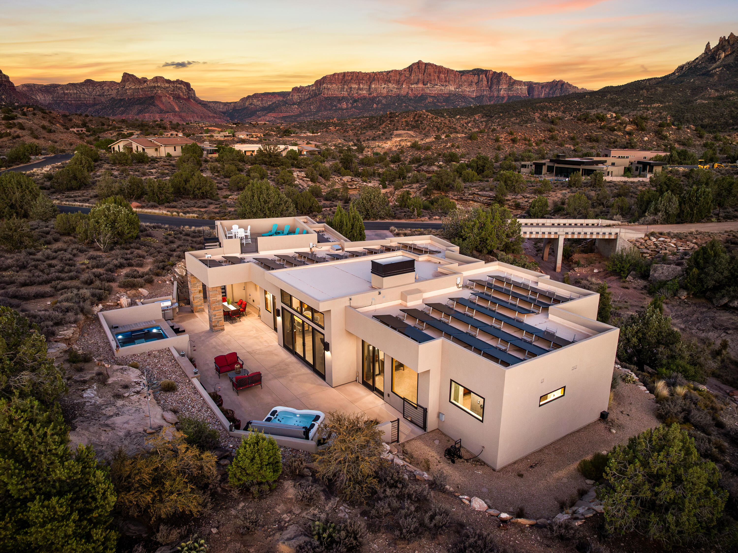 ANASAZI PLATEAU - Residential