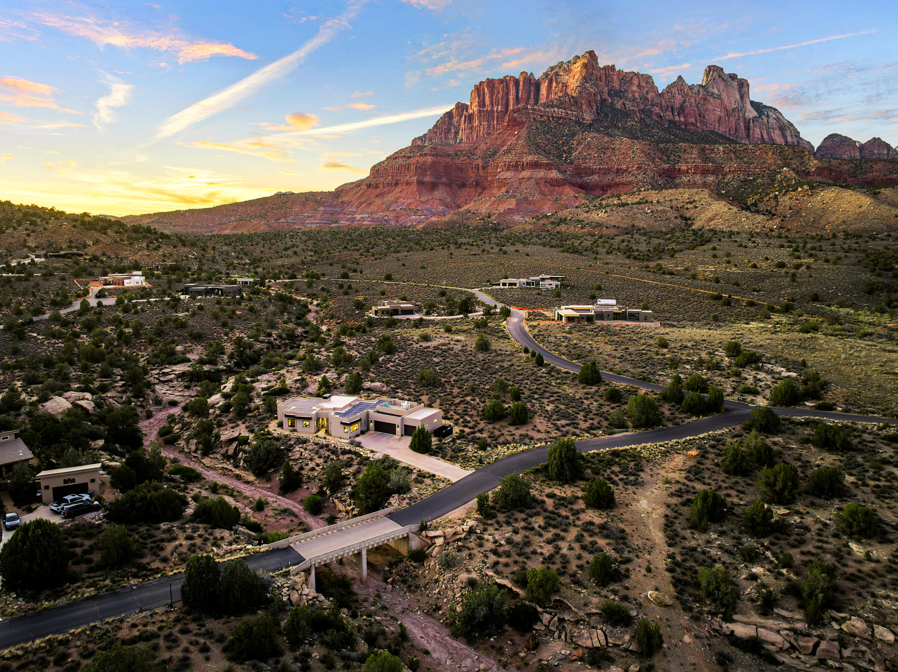 ANASAZI PLATEAU - Residential