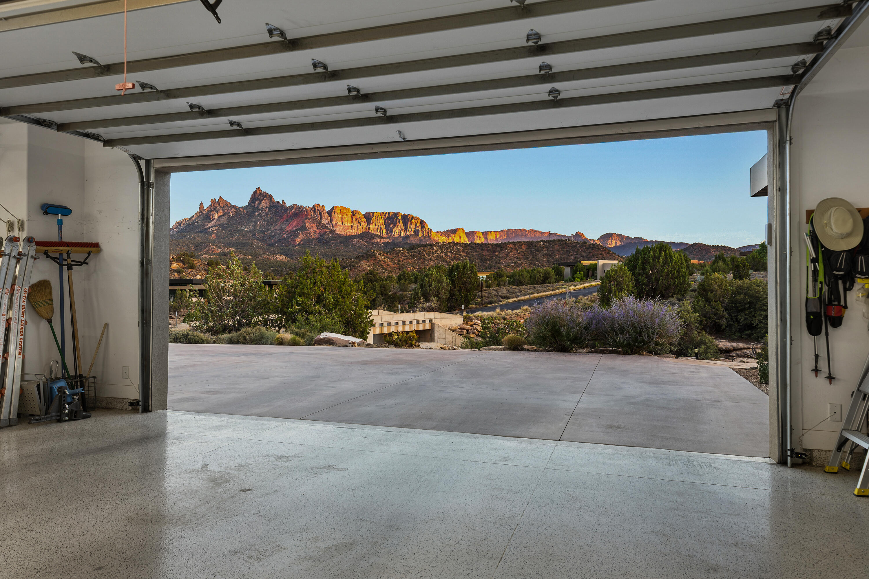 ANASAZI PLATEAU - Residential
