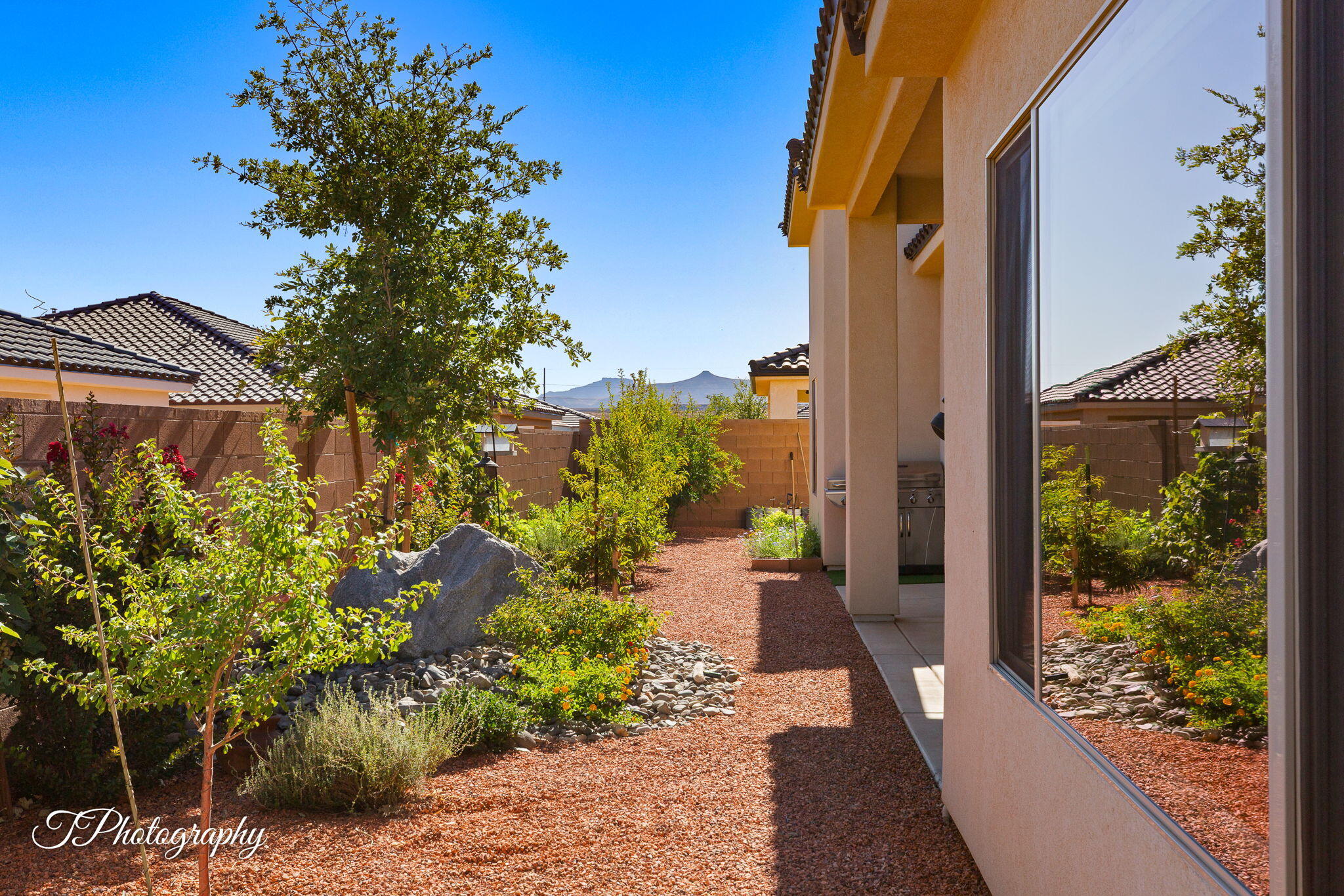 SEDERO AT DESERT SANDS - Residential