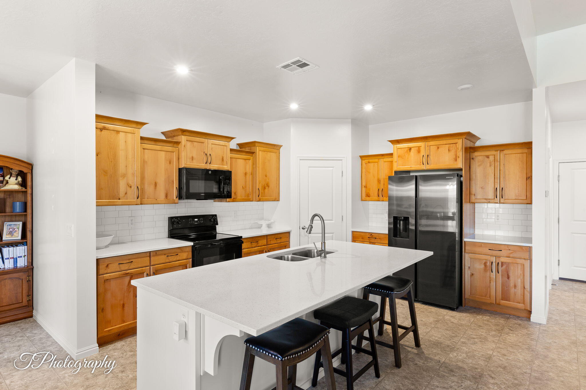 SEDERO AT DESERT SANDS - Residential