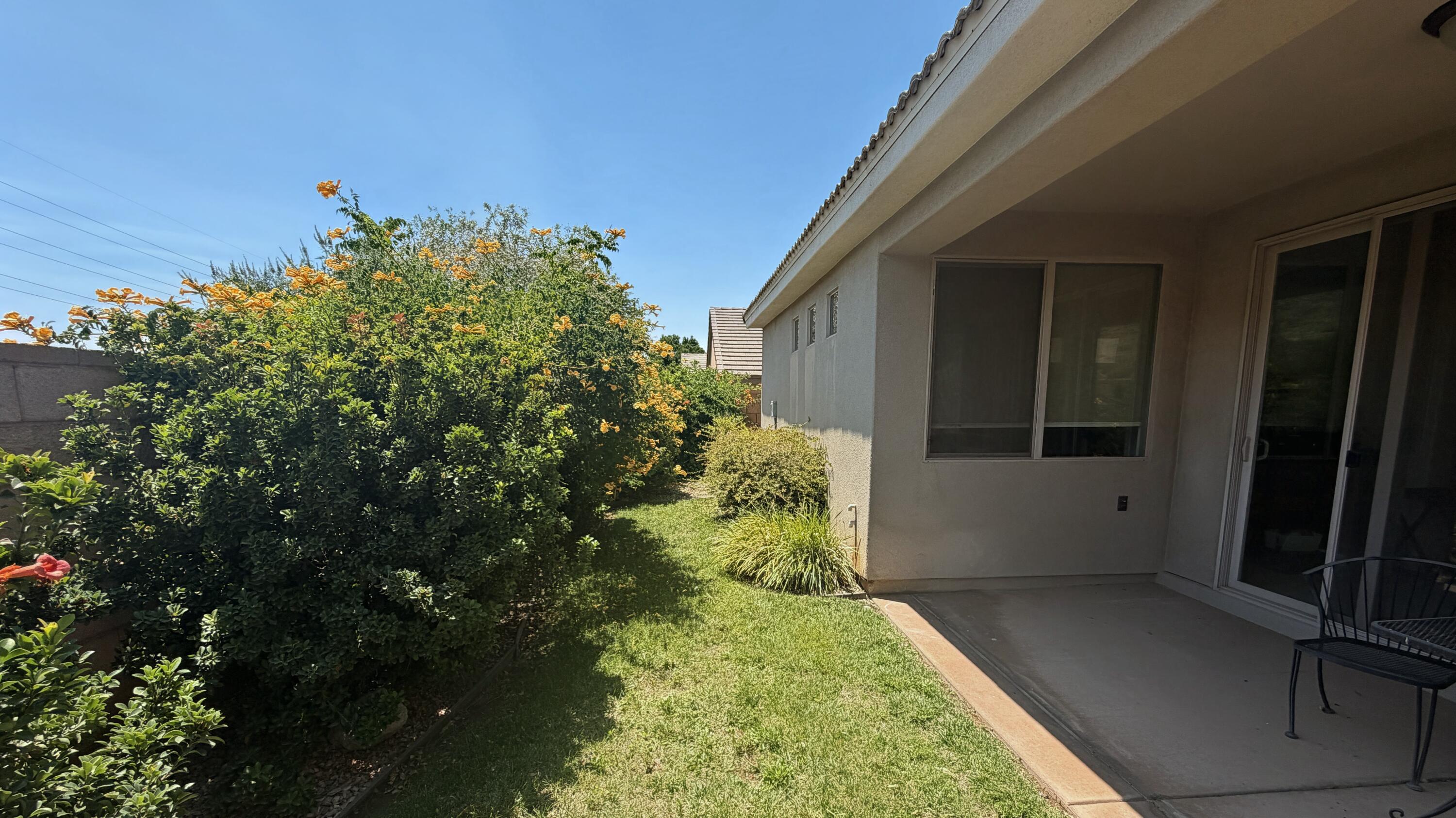 FOURTEEN FAIRWAY - Residential