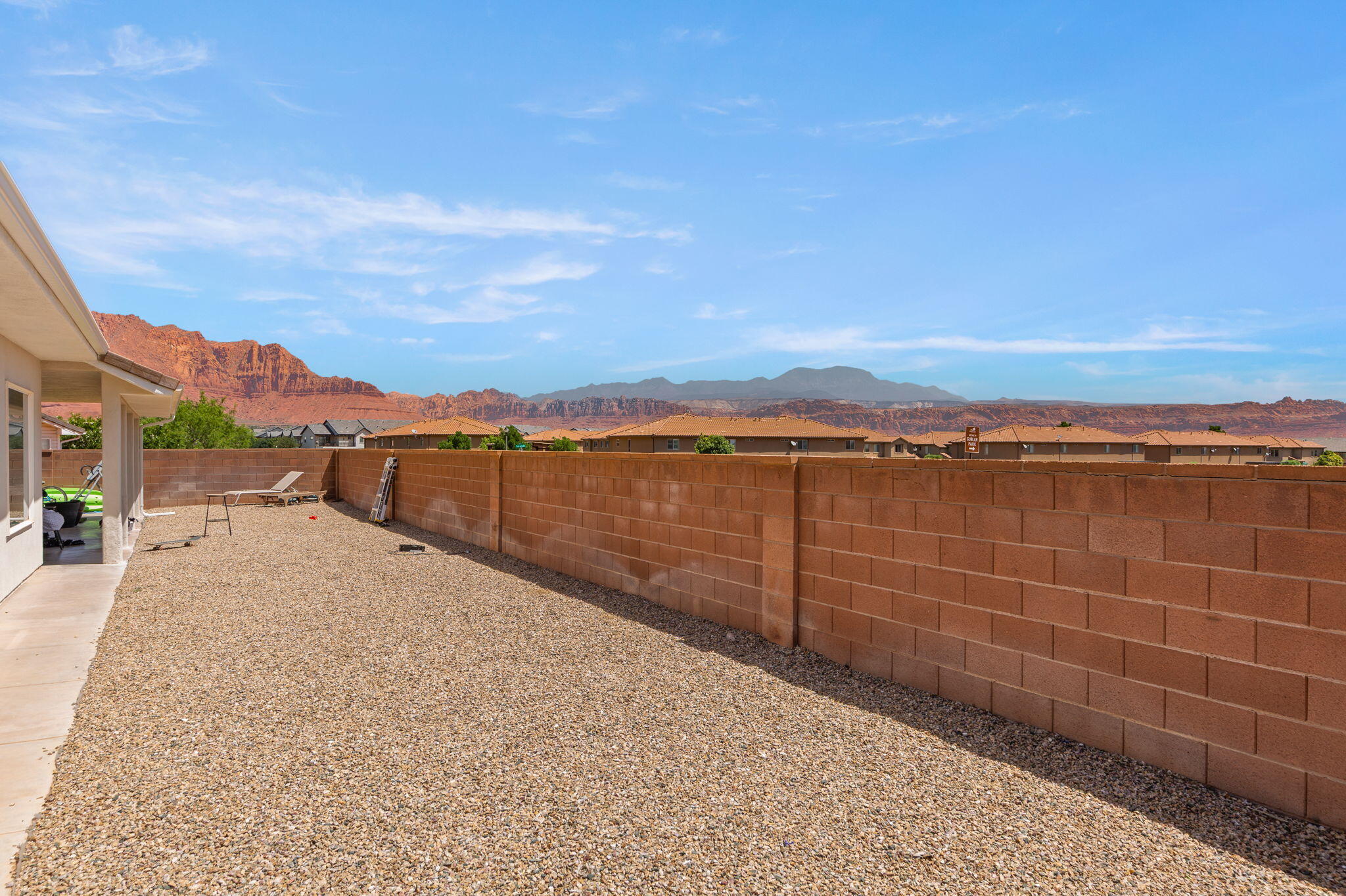 HERITAGE ESTATES - Residential