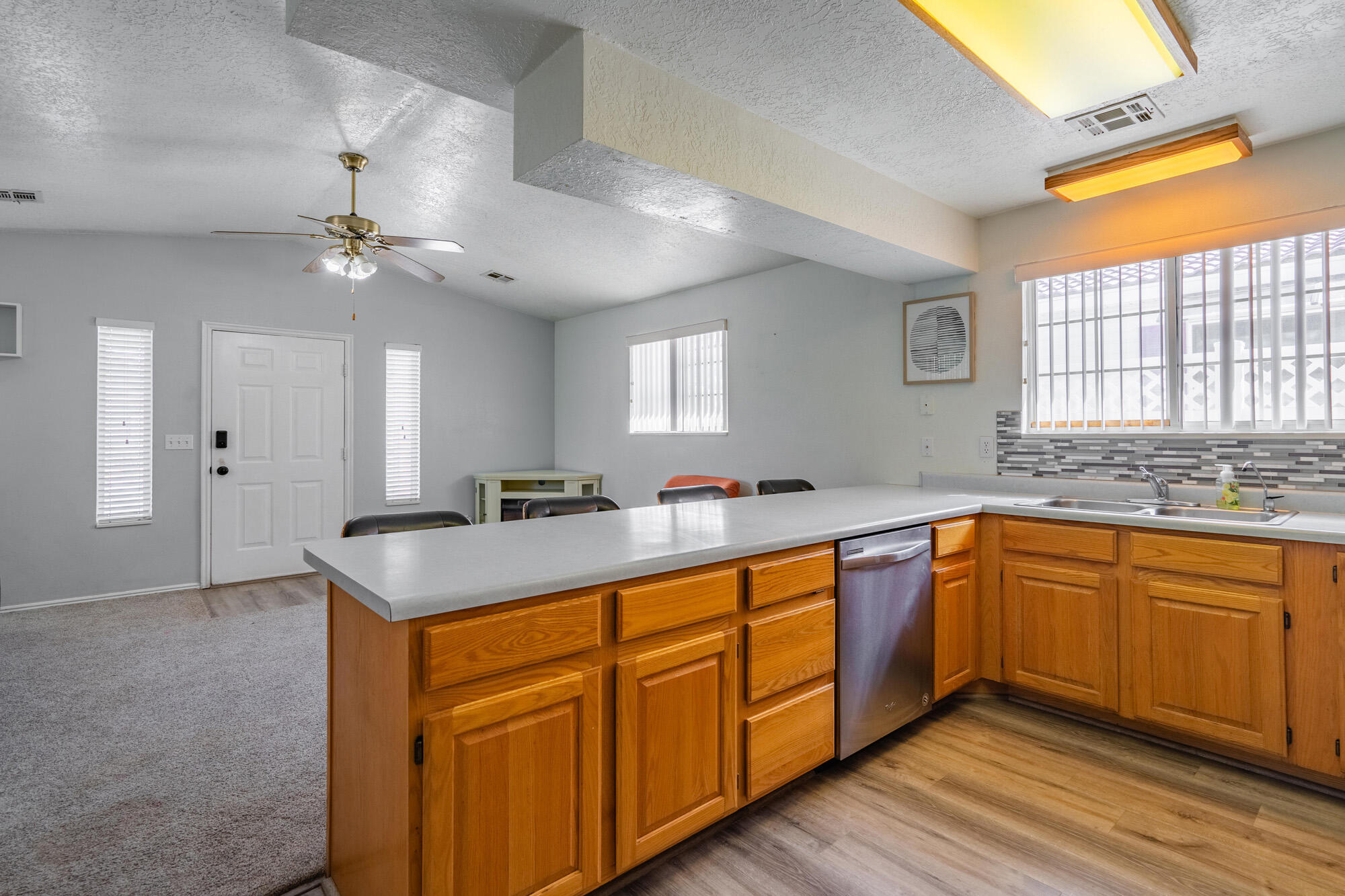 QUAIL LAKE ESTATES - Residential