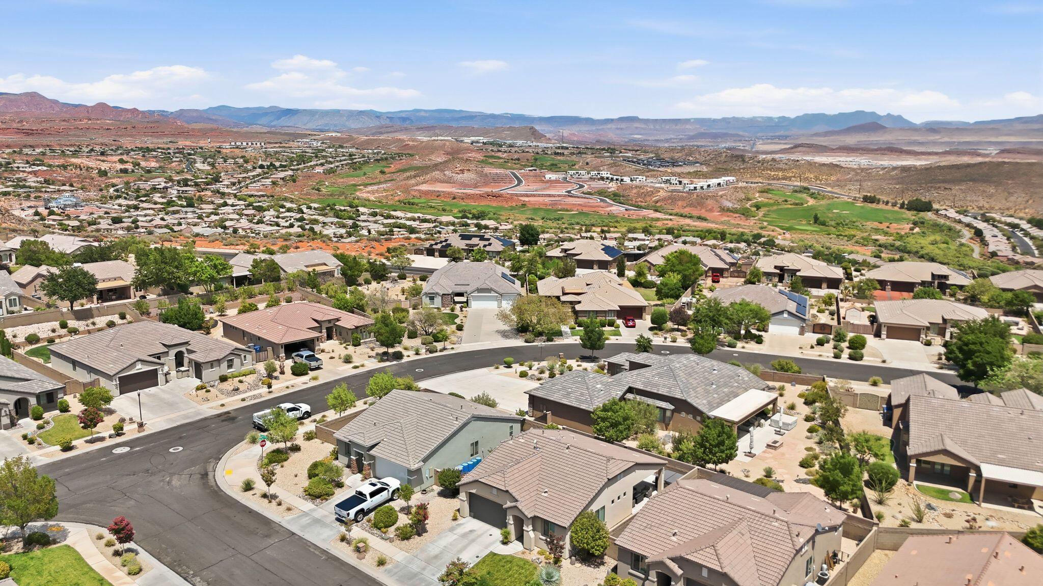 HIGHLAND PARK AT THE CORAL CANYON - Residential
