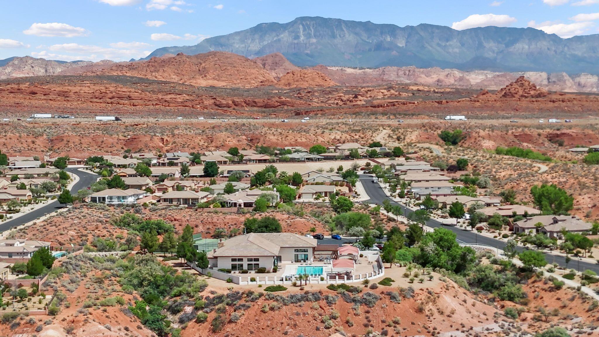HIGHLAND PARK AT THE CORAL CANYON - Residential