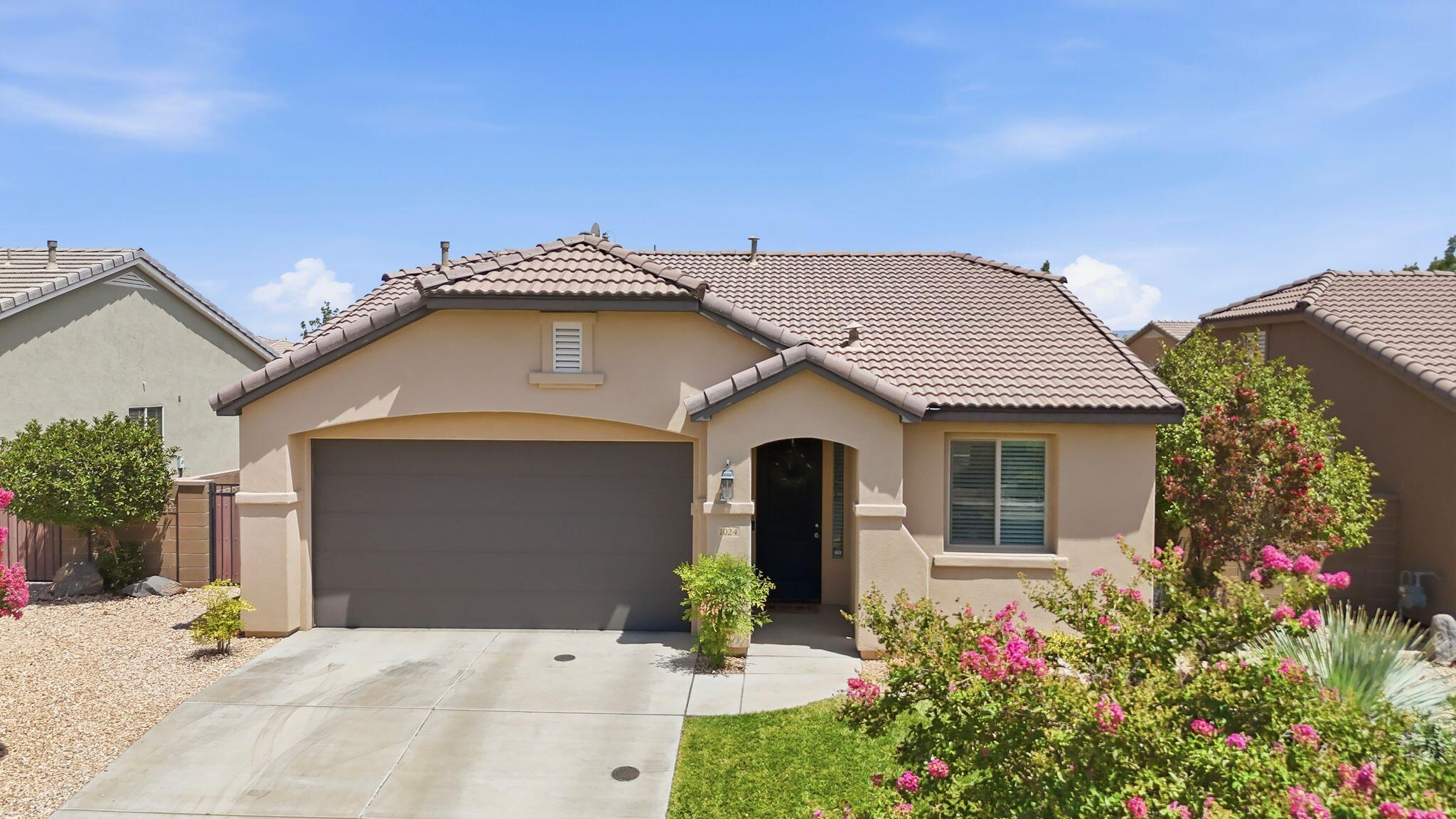 HIGHLAND PARK AT THE CORAL CANYON - Residential