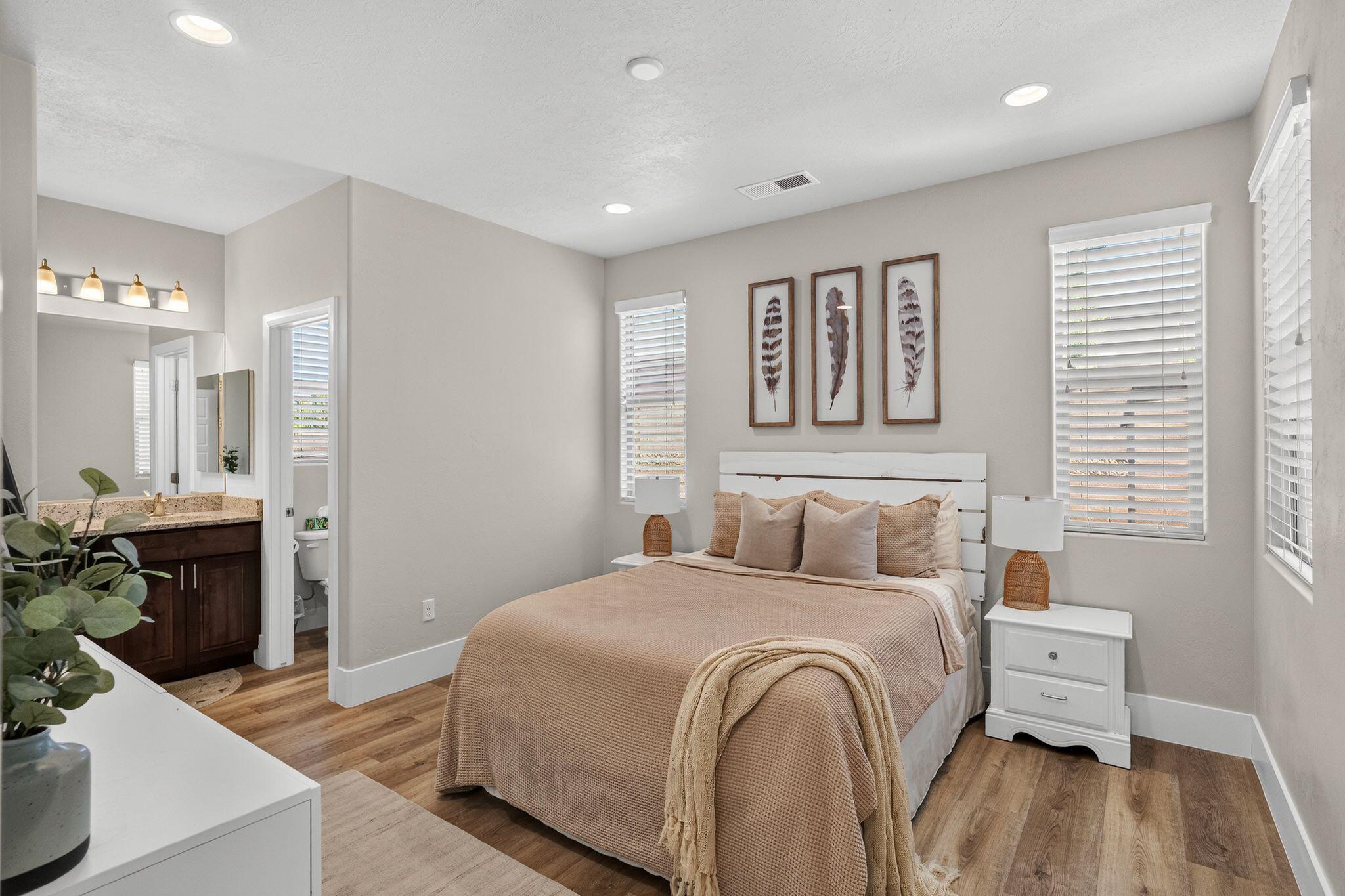 HIGHLAND PARK AT THE CORAL CANYON - Residential
