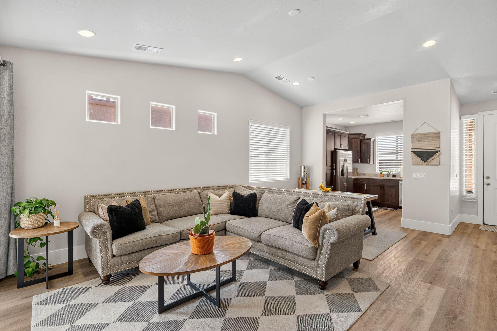 HIGHLAND PARK AT THE CORAL CANYON - Residential