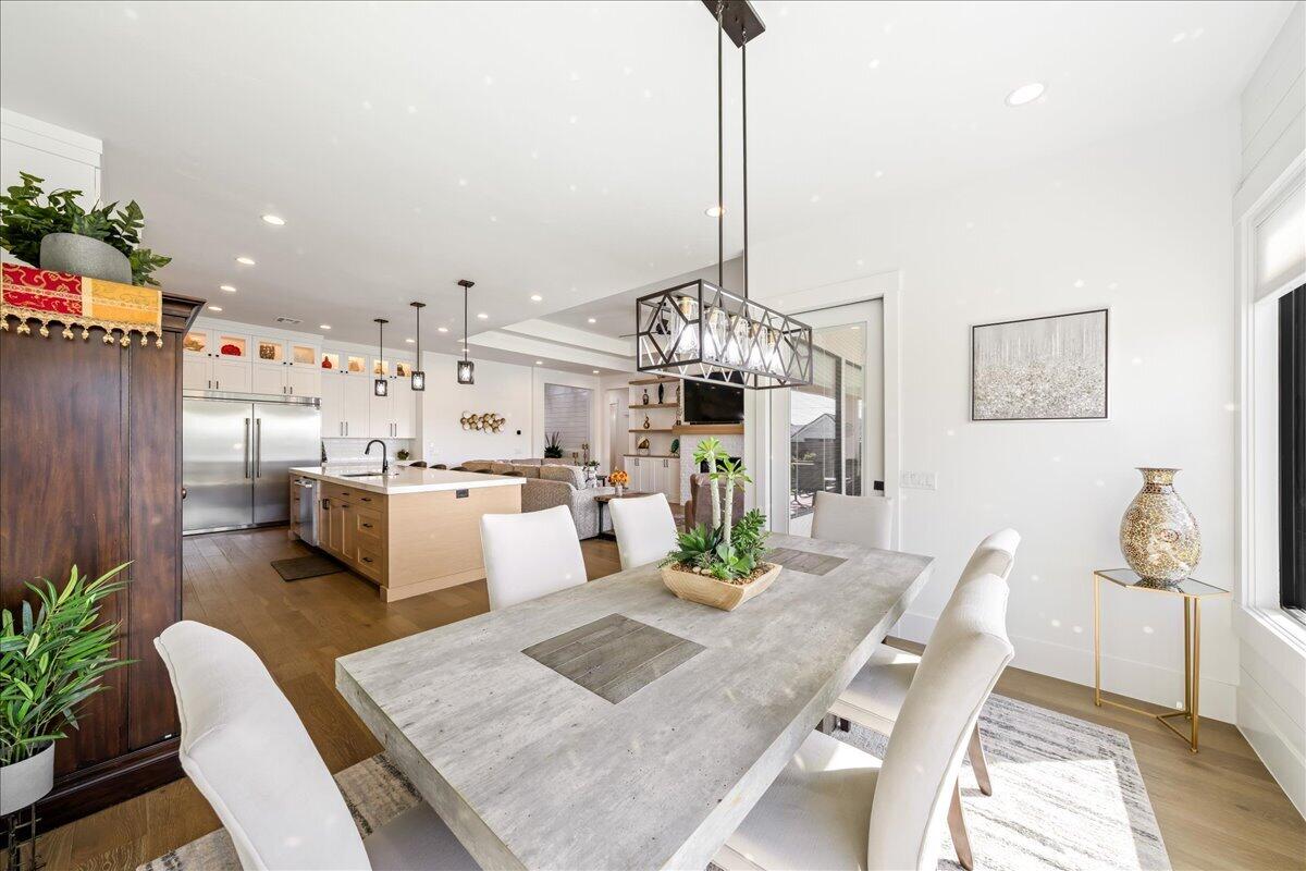 WASHINGTON VISTA - Residential
