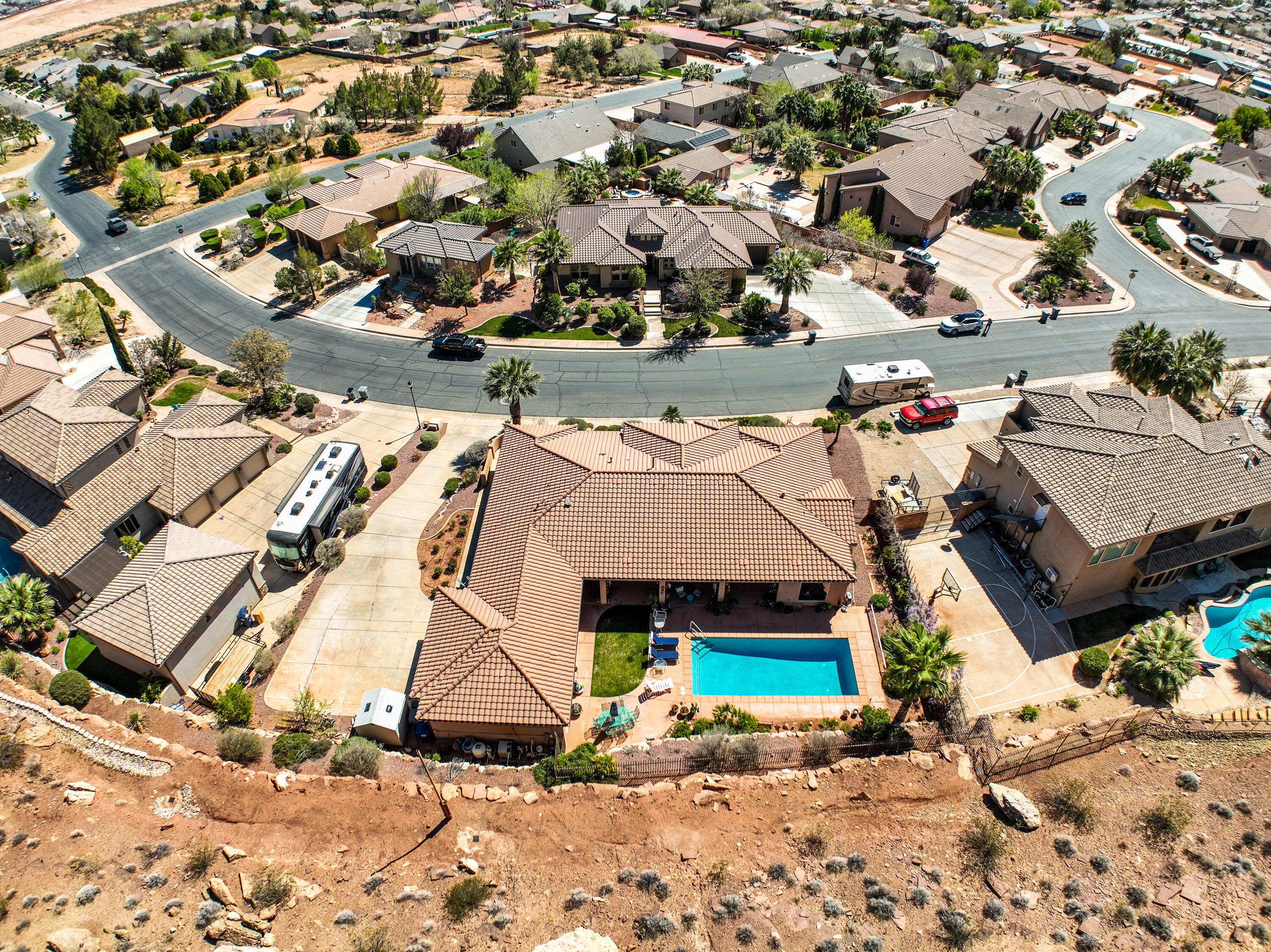 GREYSTONE ESTATES - Residential