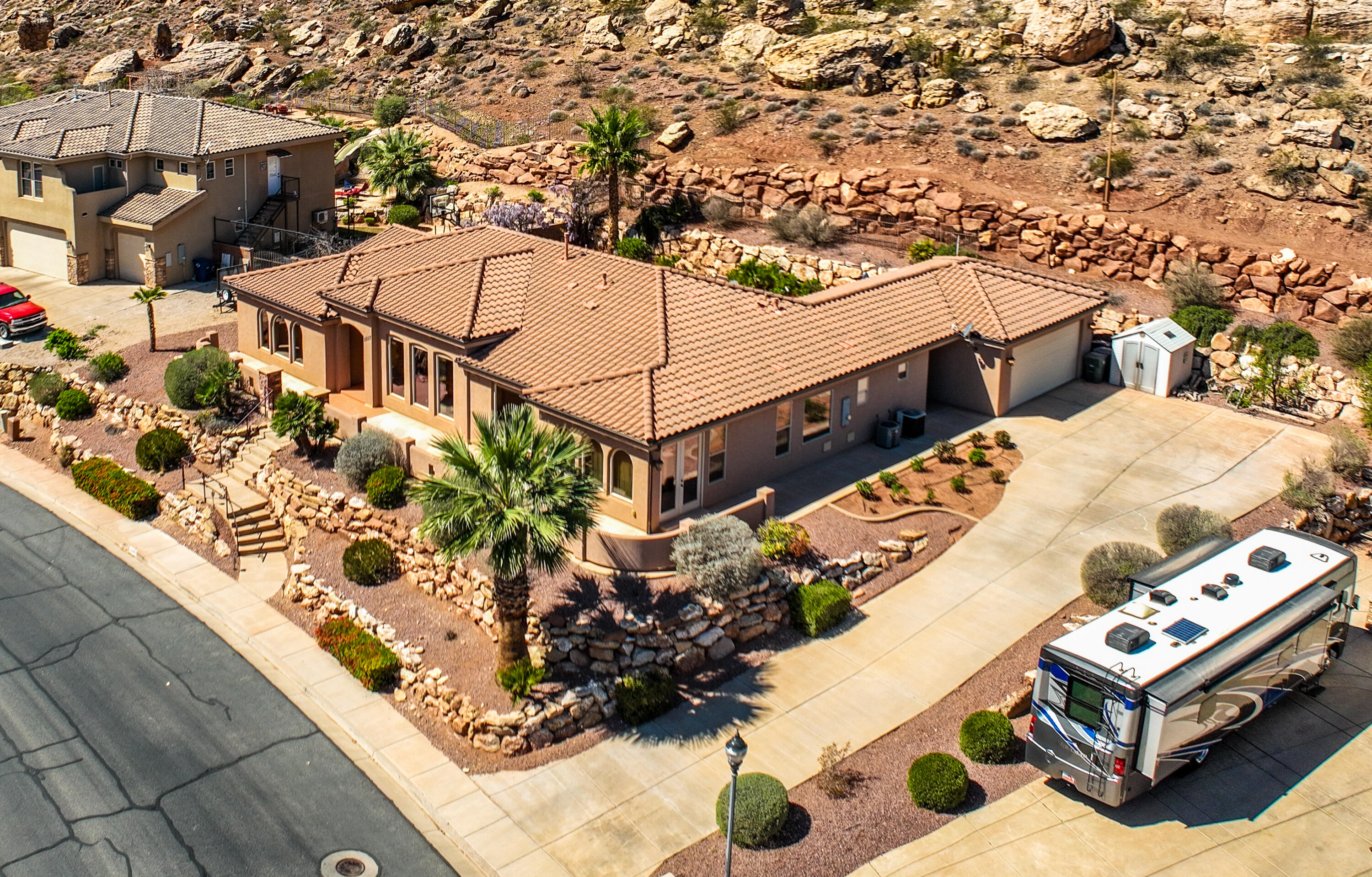 GREYSTONE ESTATES - Residential