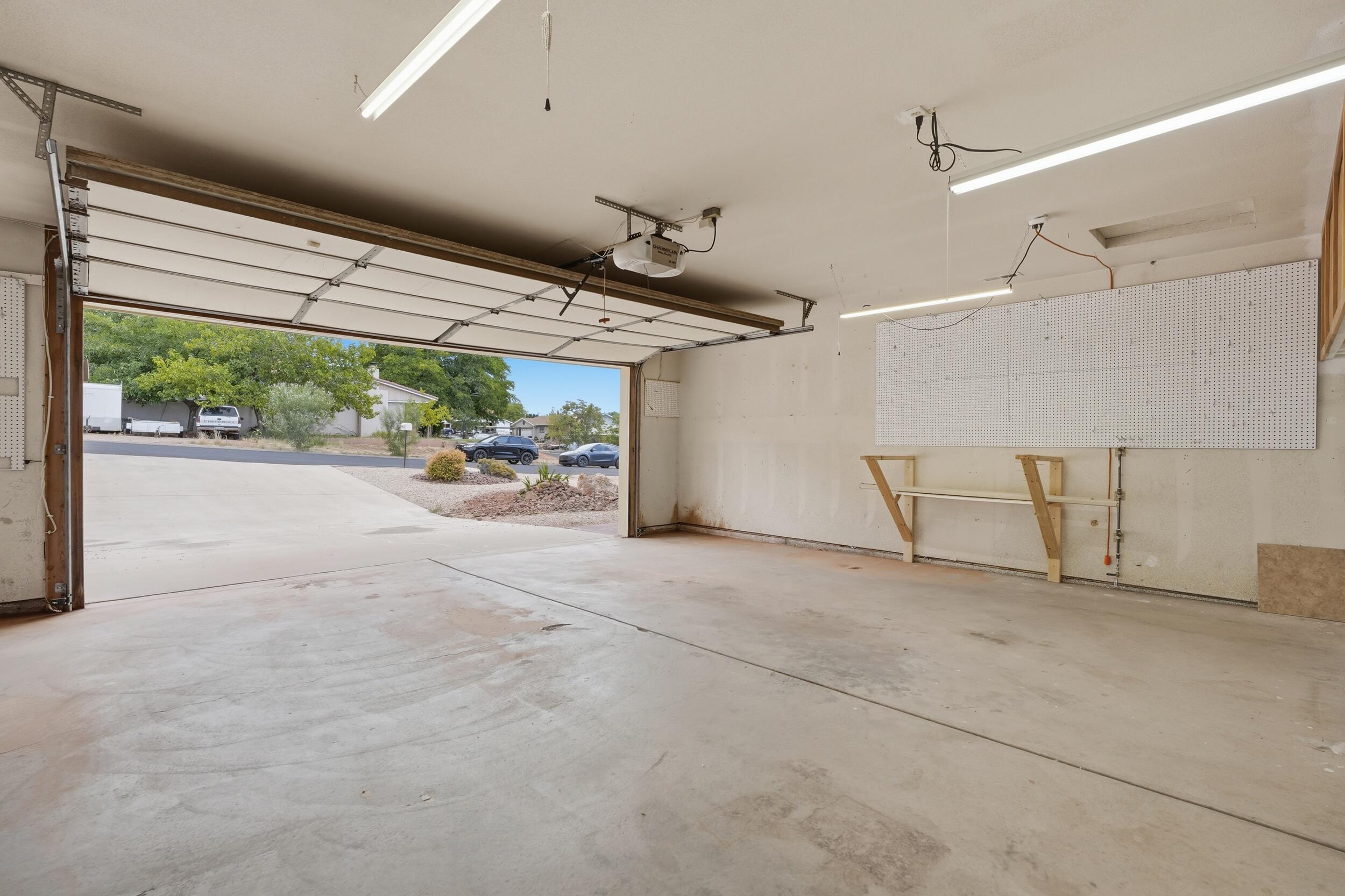 HURRICANE TOWNSITE - Residential