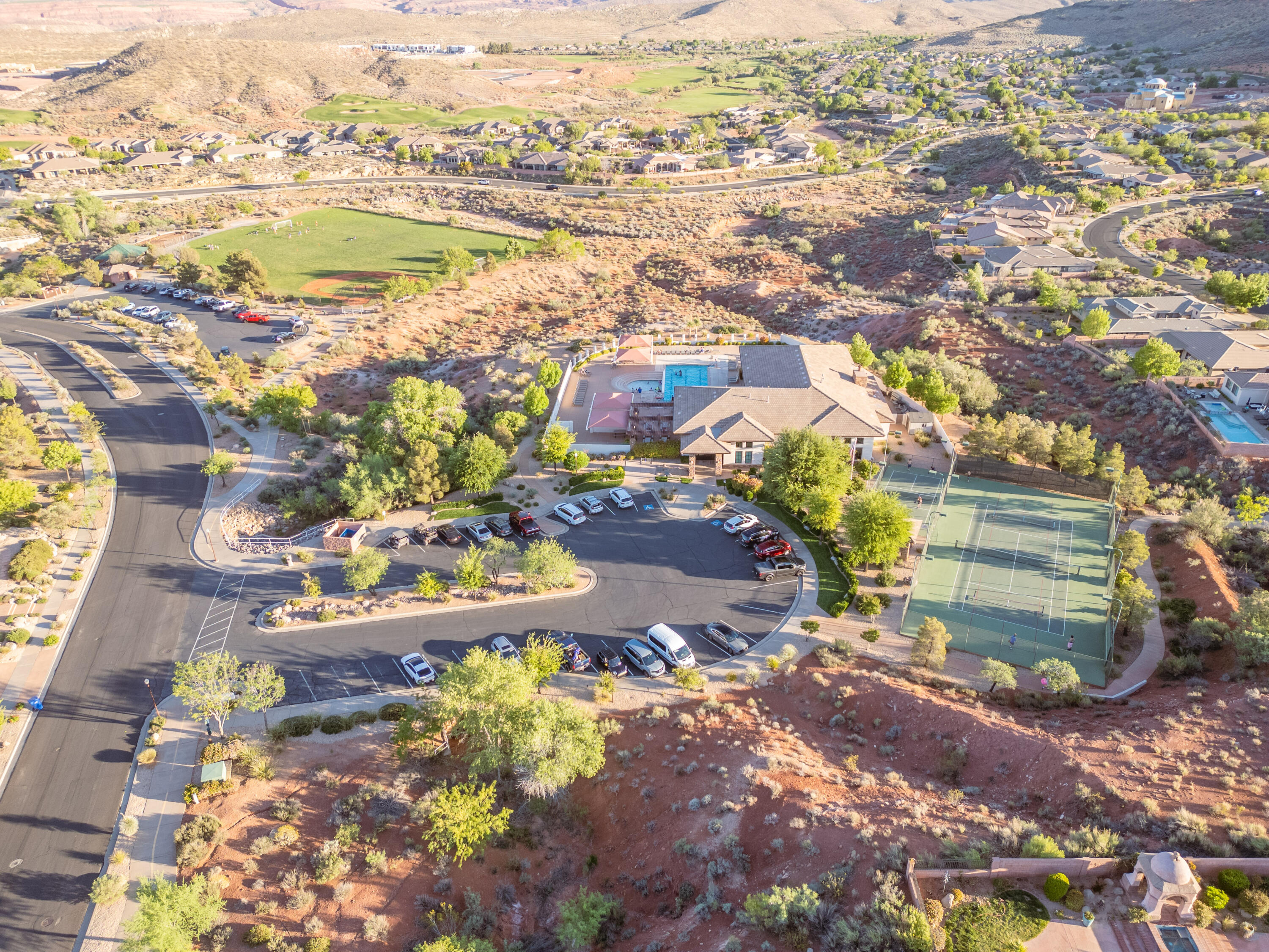 CORAL CANYON - Residential