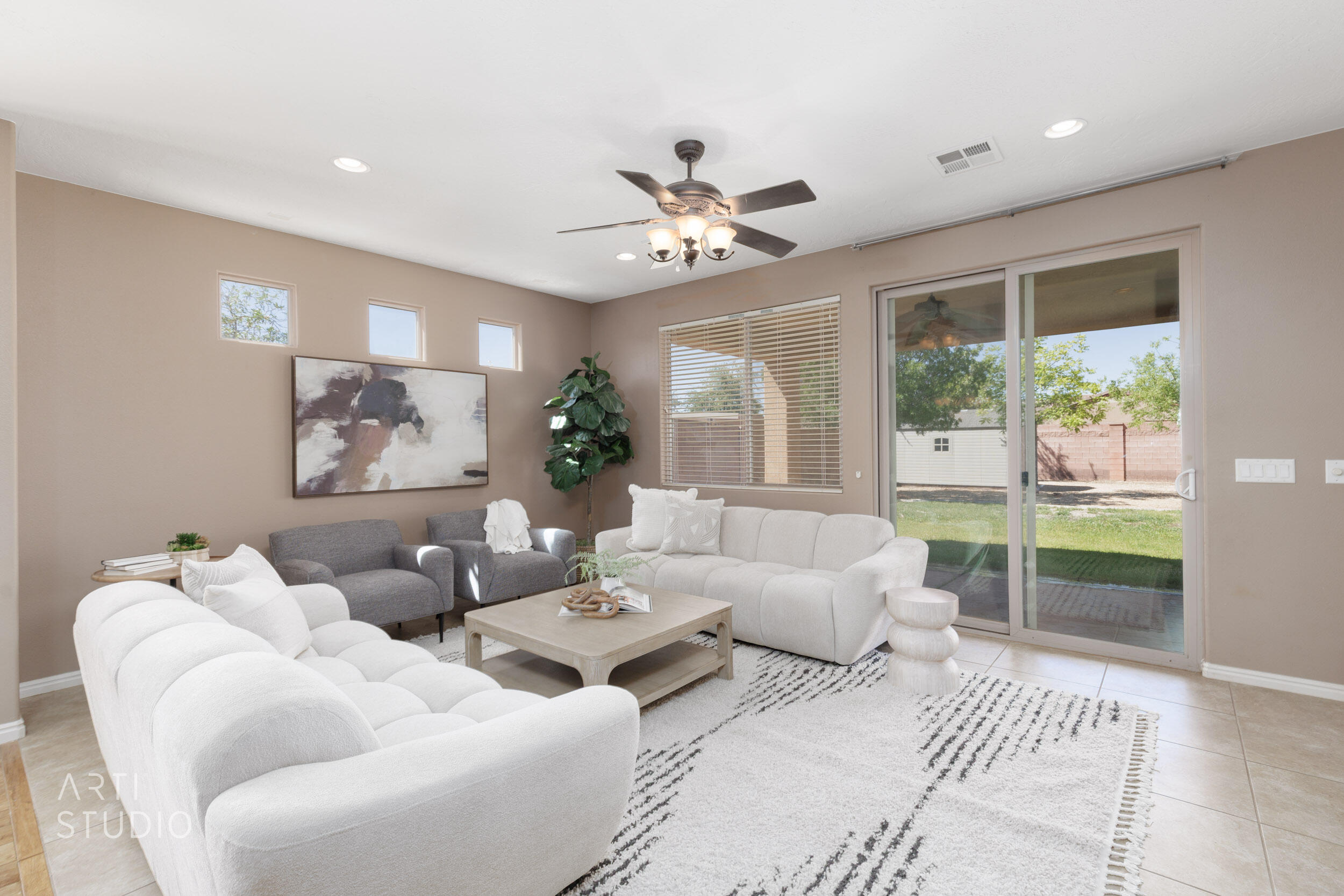 CORAL CANYON - Residential