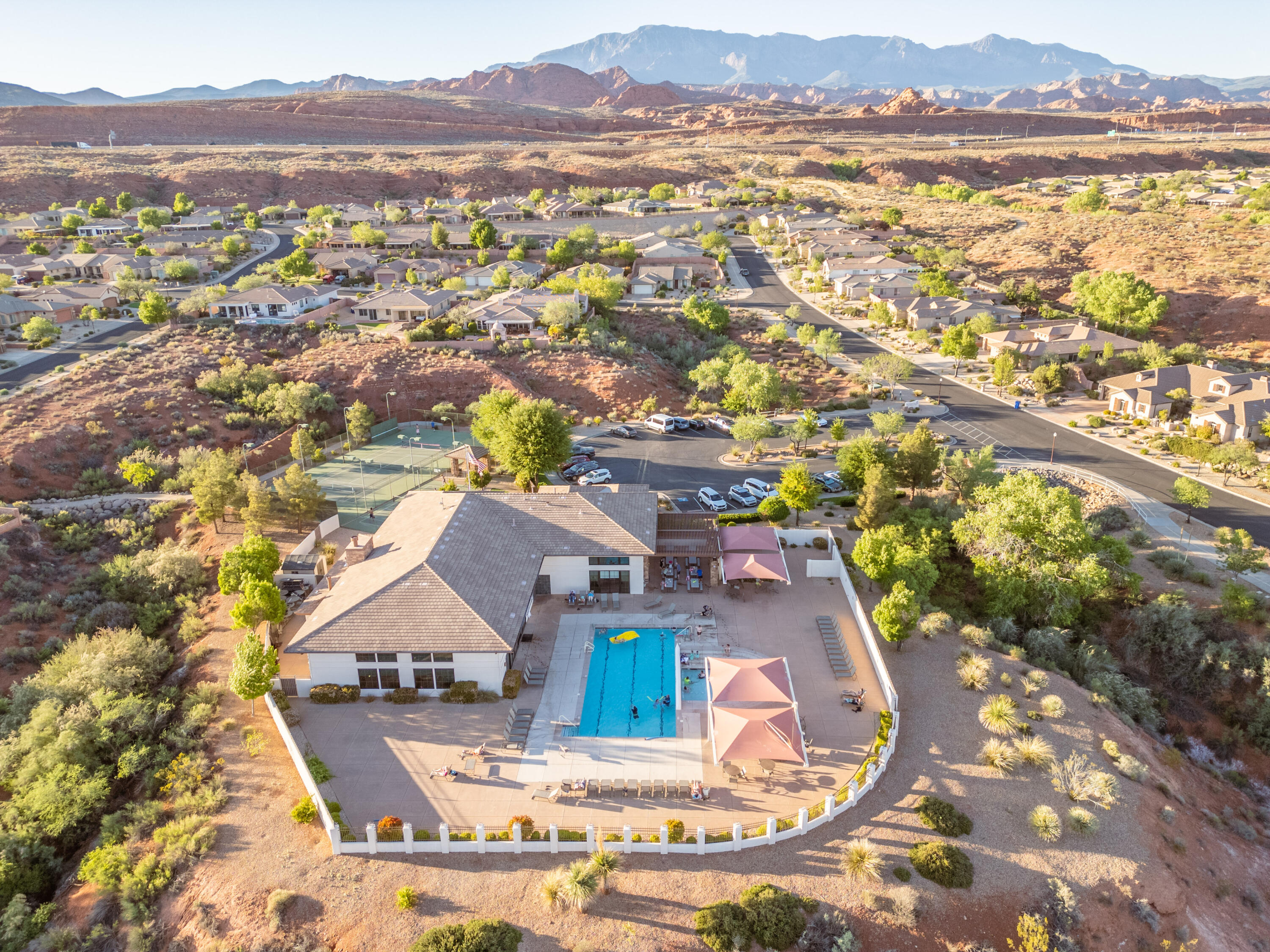 CORAL CANYON - Residential