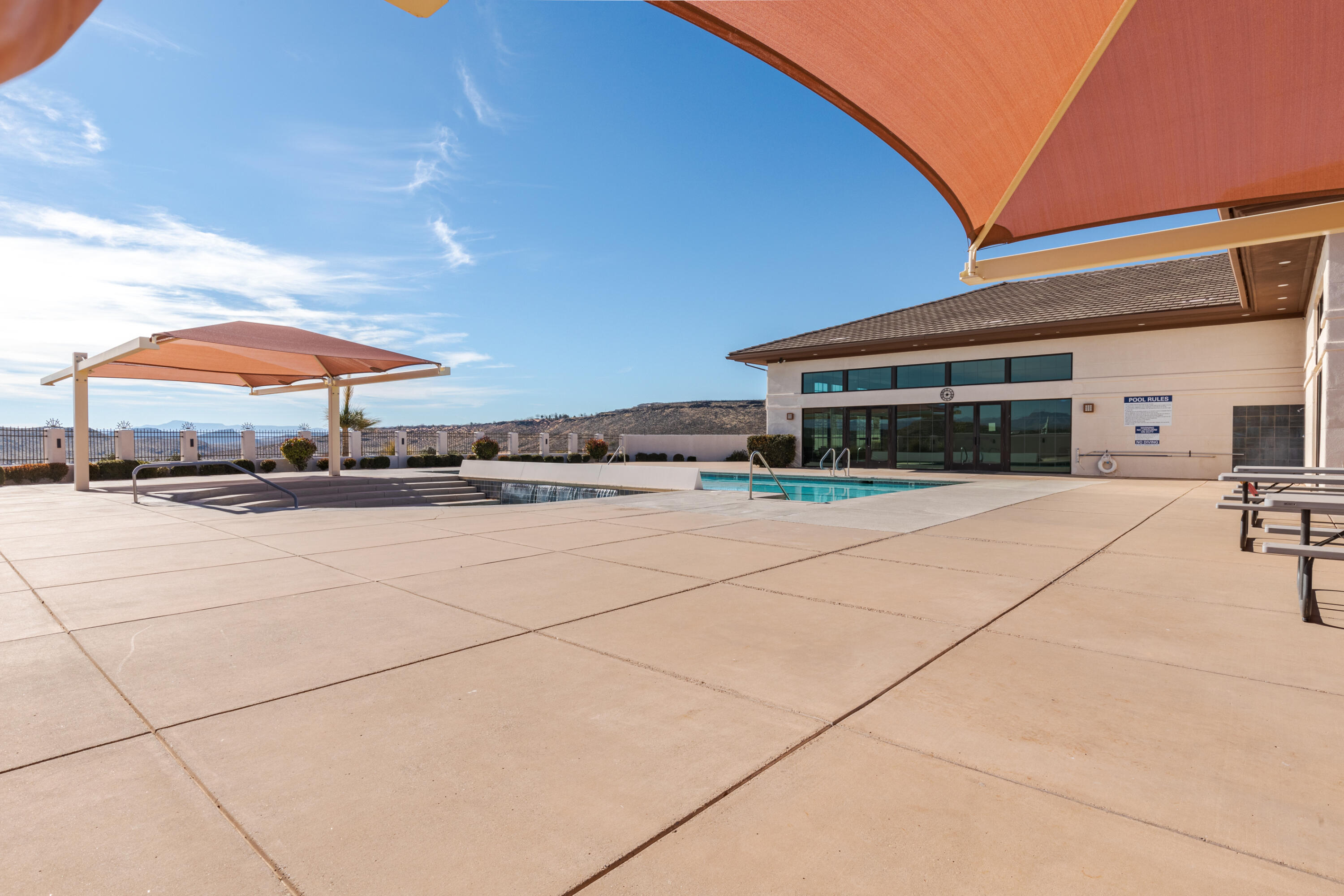 CORAL CANYON - Residential