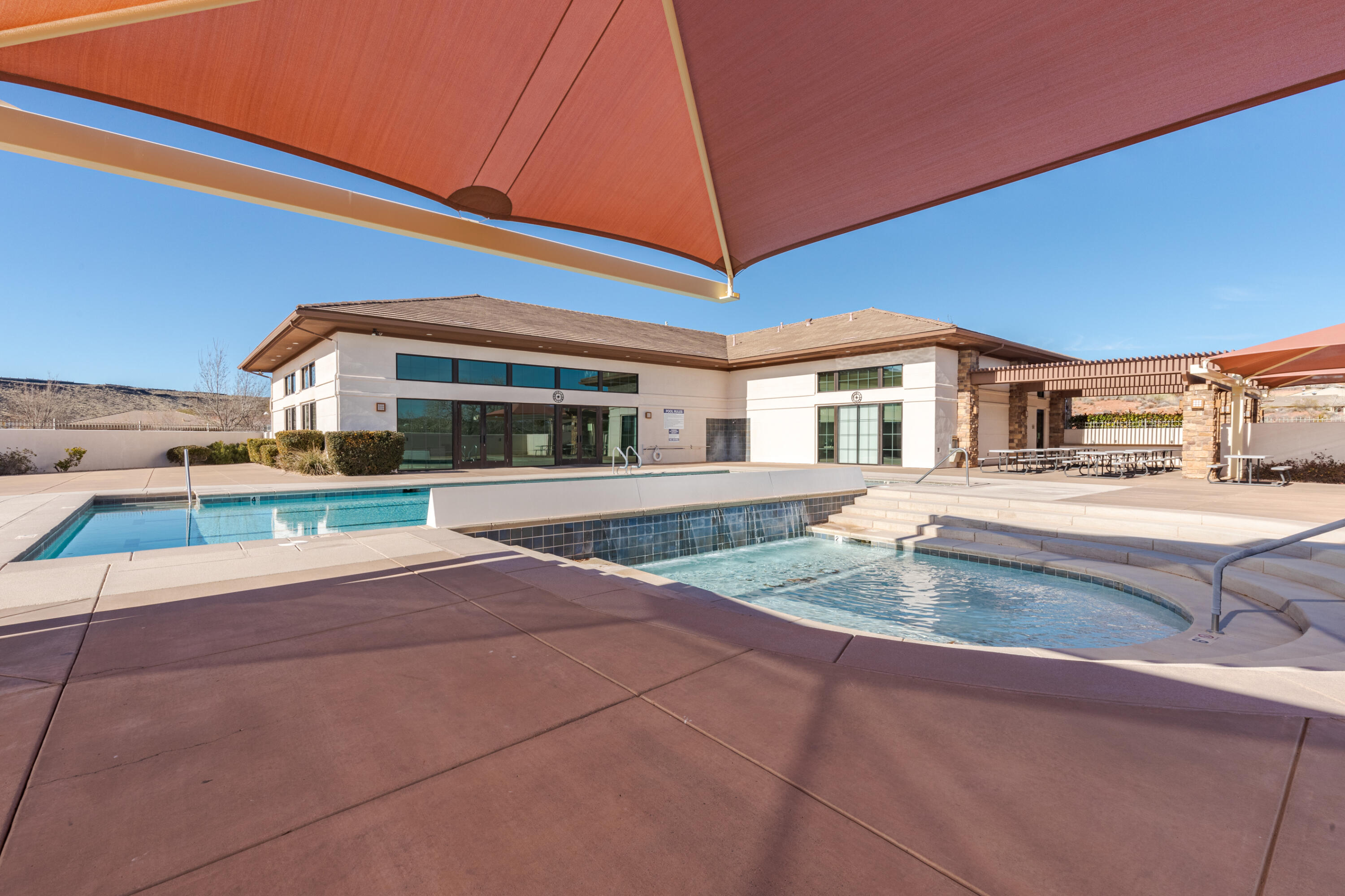 CORAL CANYON - Residential