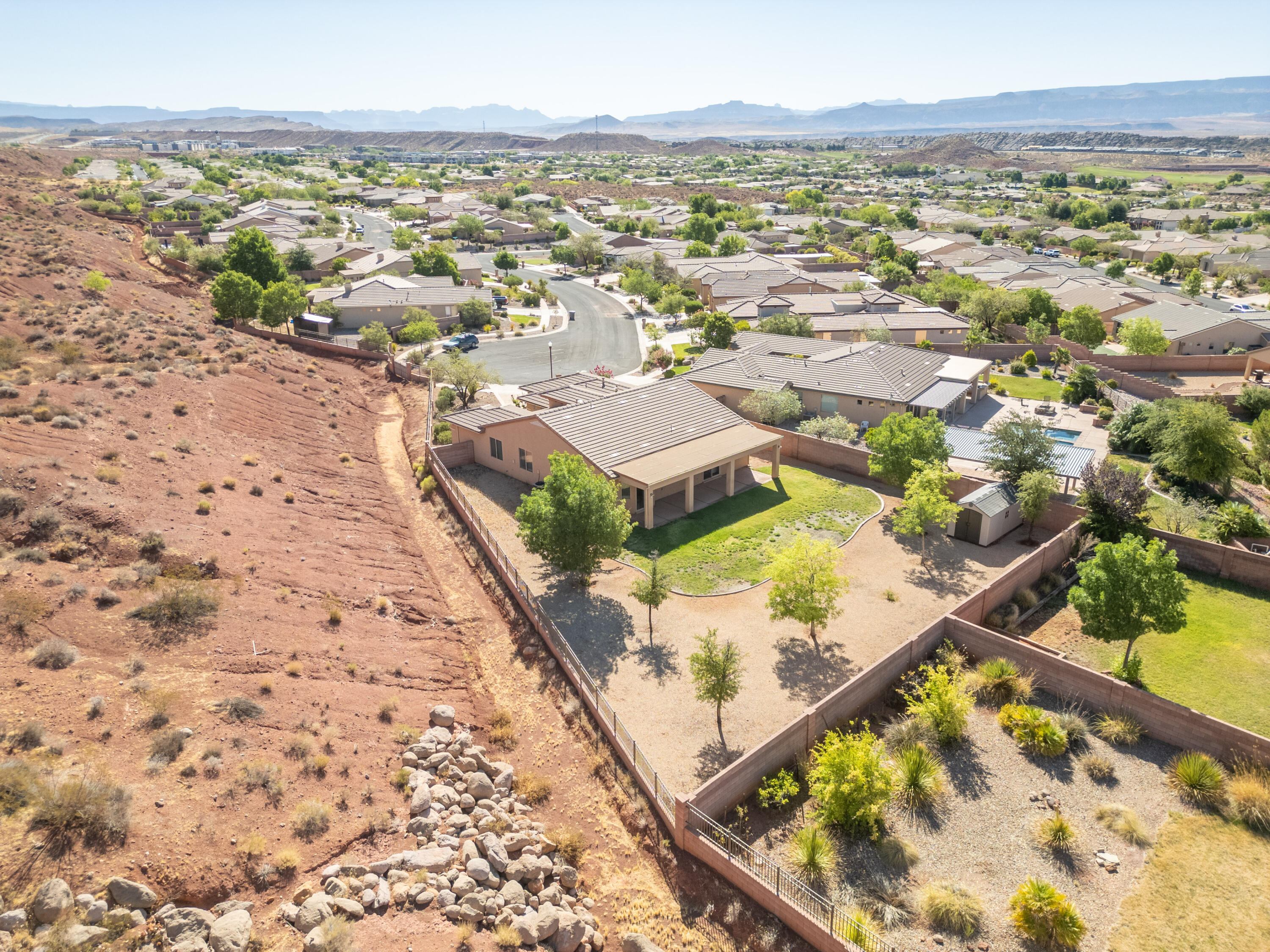 CORAL CANYON - Residential