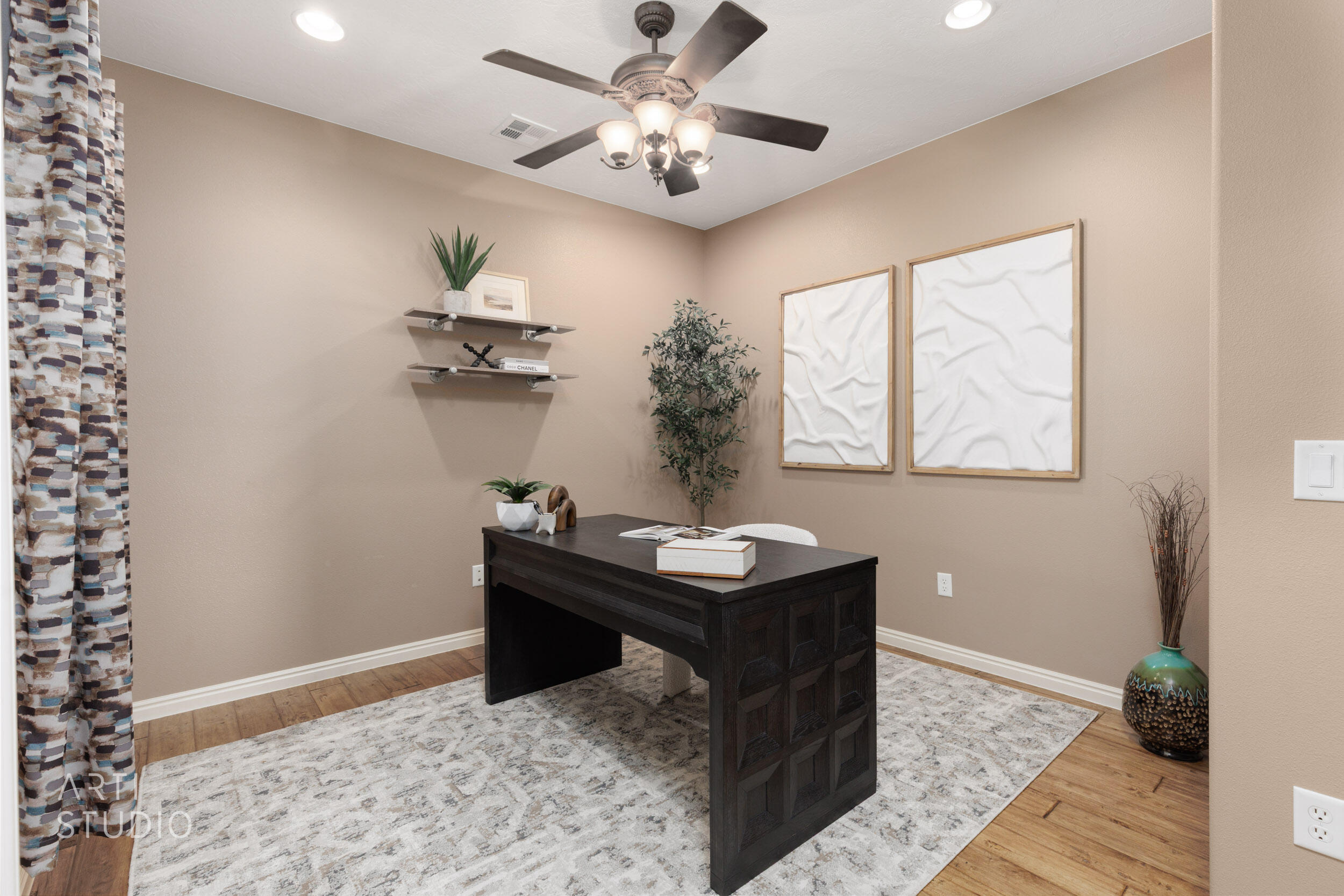 CORAL CANYON - Residential