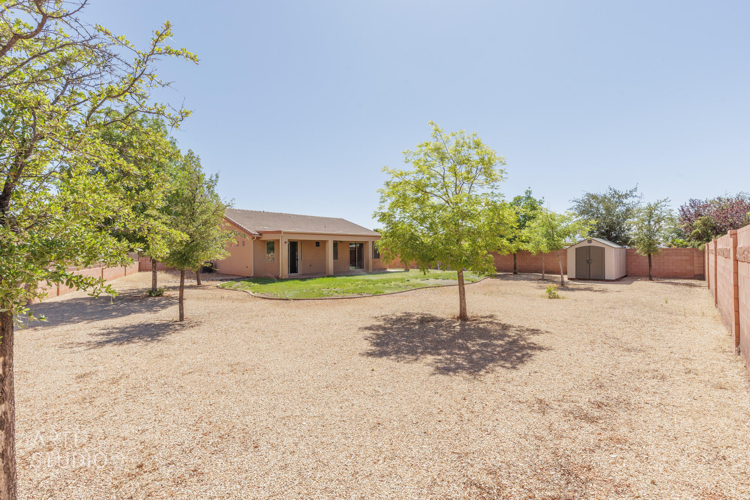 CORAL CANYON - Residential
