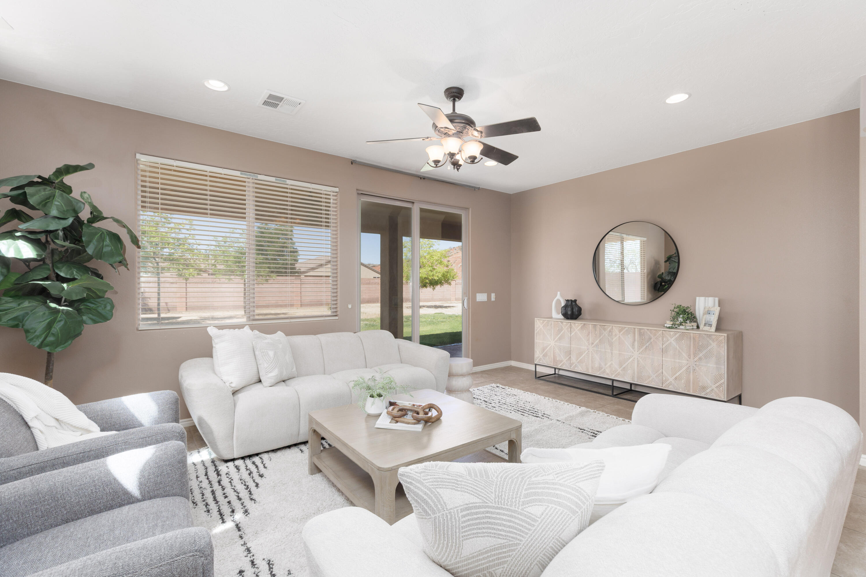 CORAL CANYON - Residential