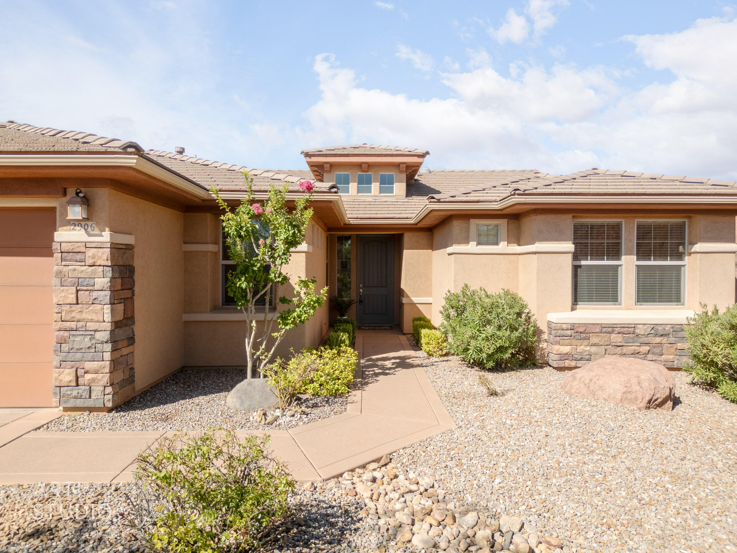 CORAL CANYON - Residential