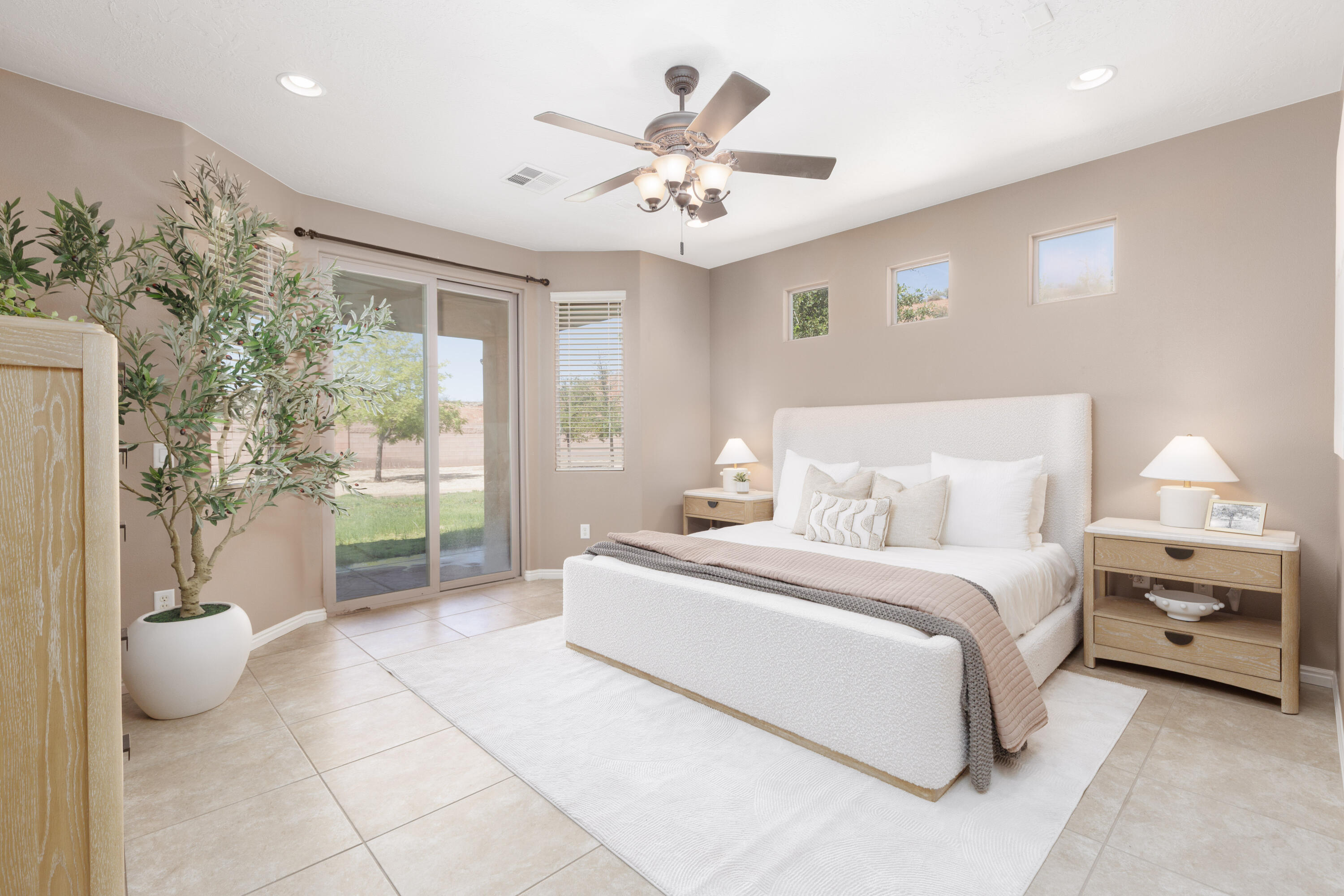 CORAL CANYON - Residential