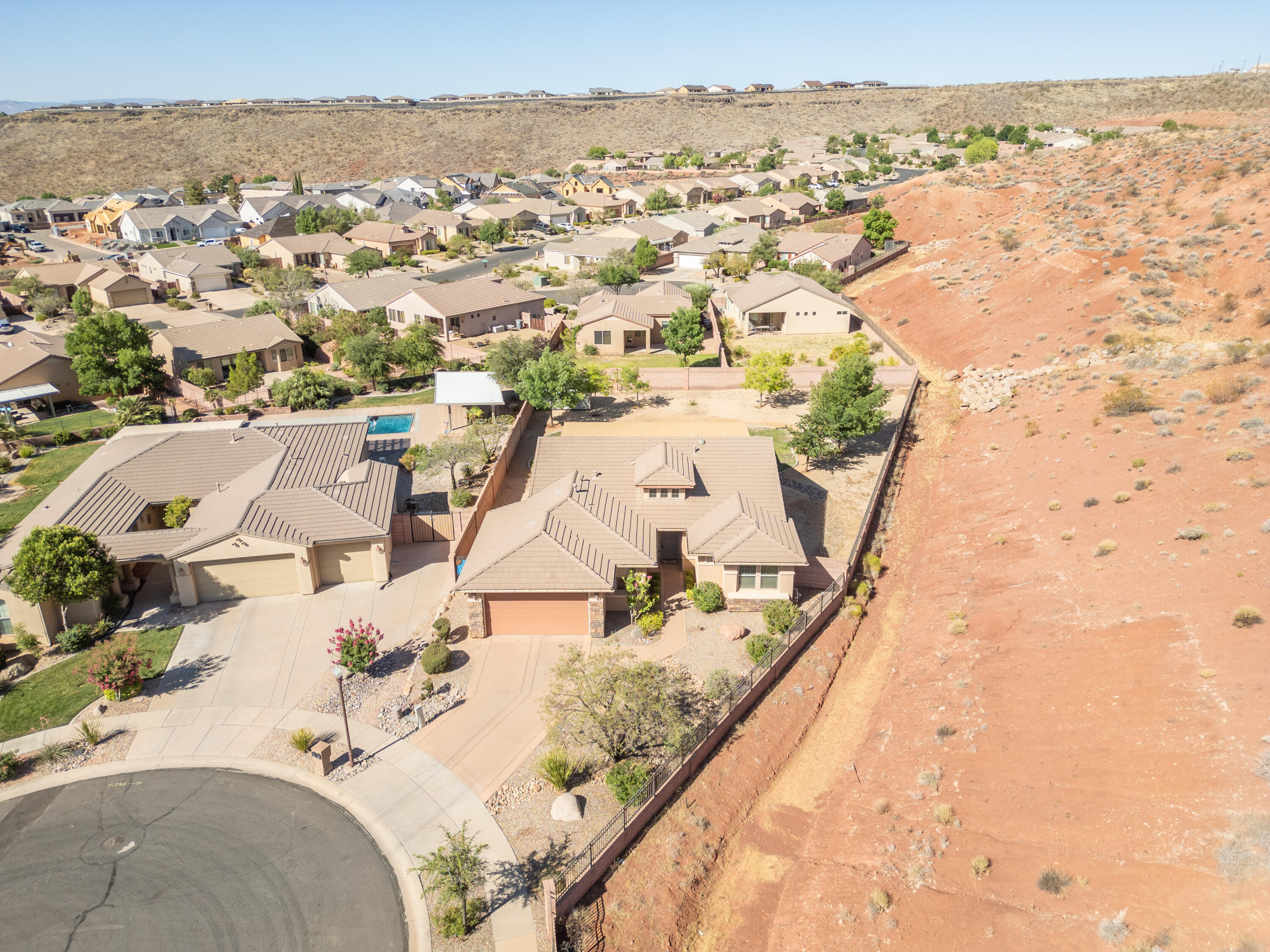 CORAL CANYON - Residential