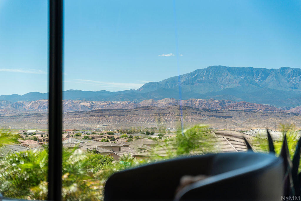 DIXIE SPRINGS - Residential
