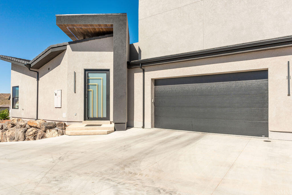 DIXIE SPRINGS - Residential