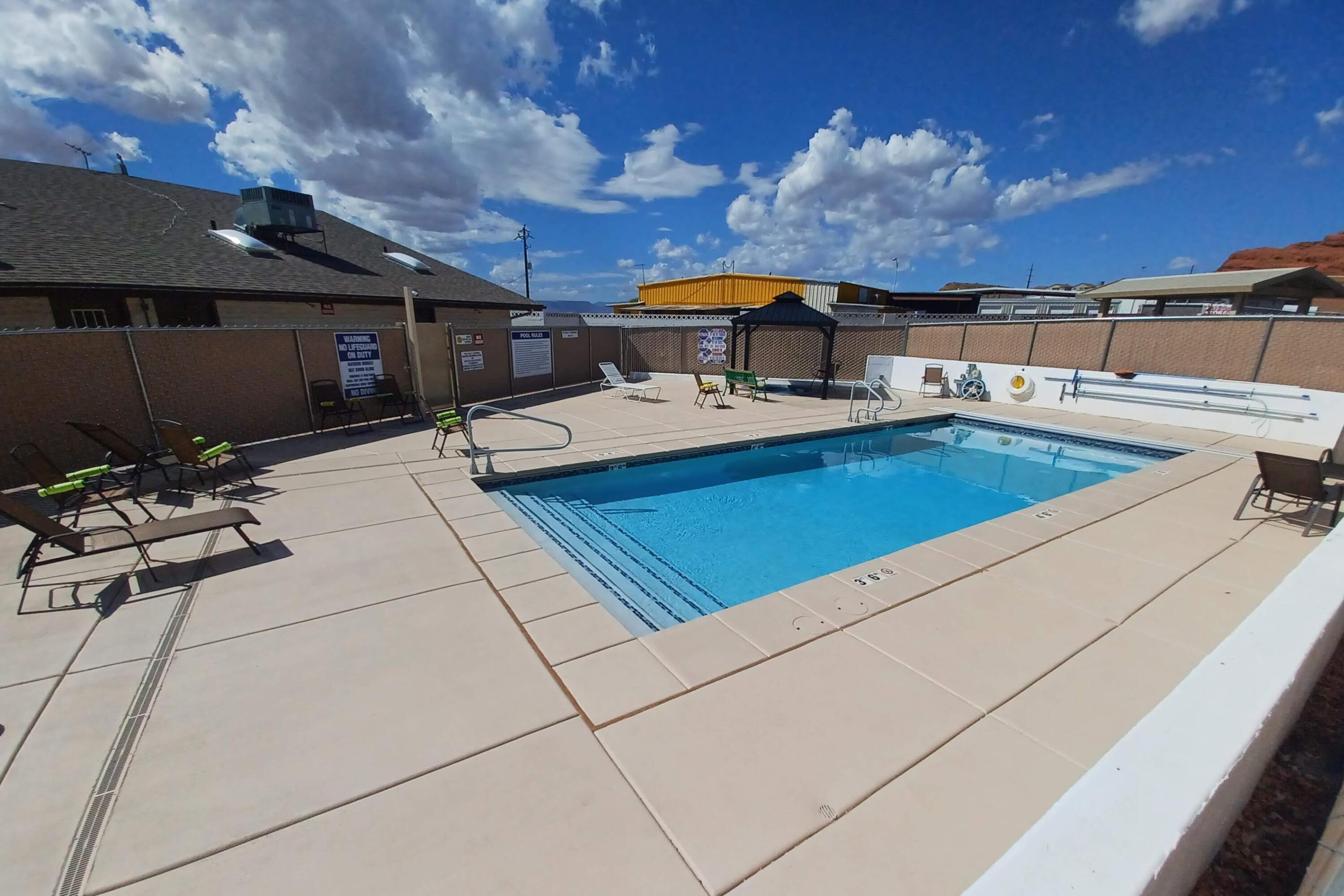 CANYON BREEZE RV RESORT - Residential