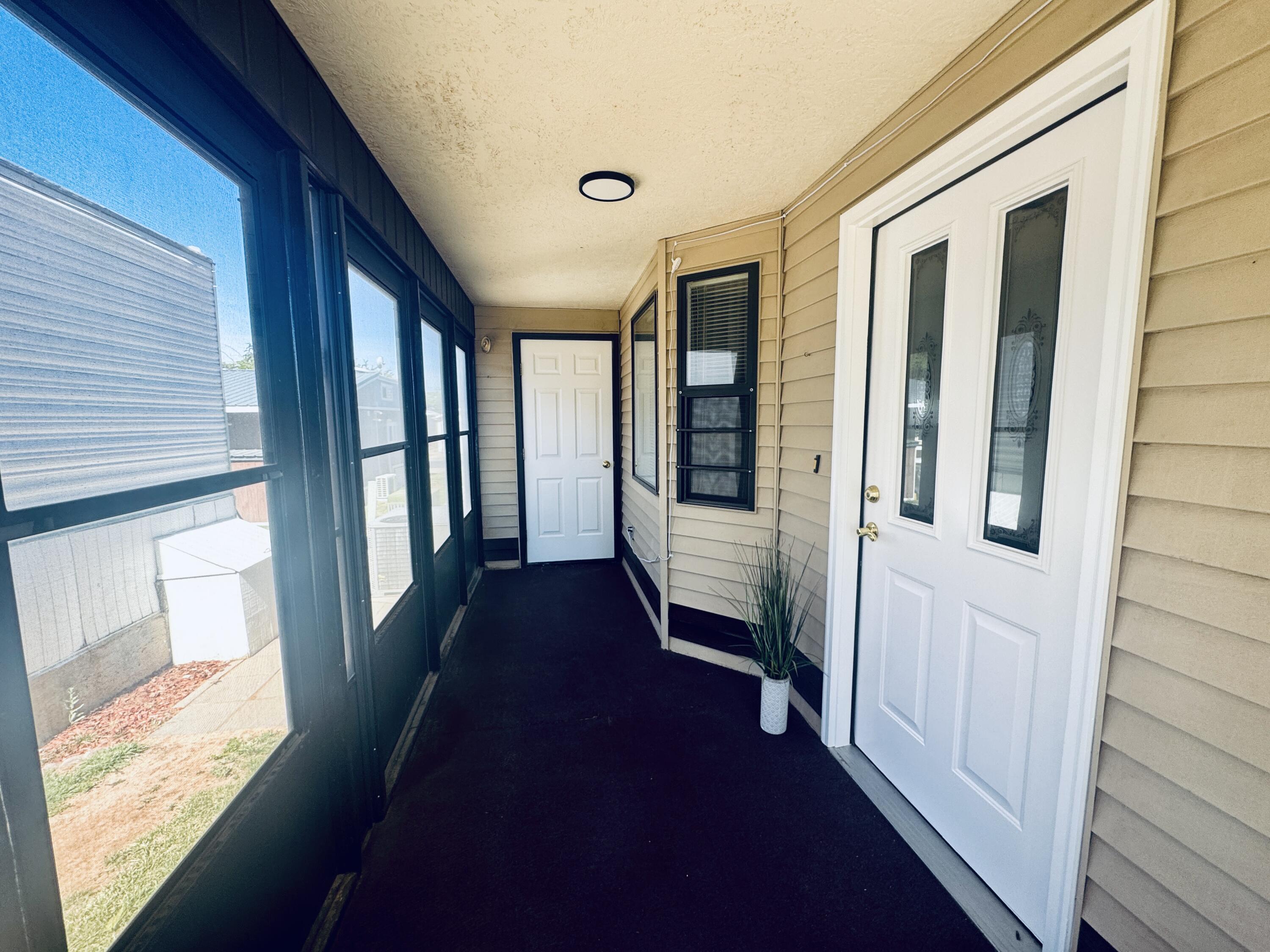 CANYON BREEZE RV RESORT - Residential
