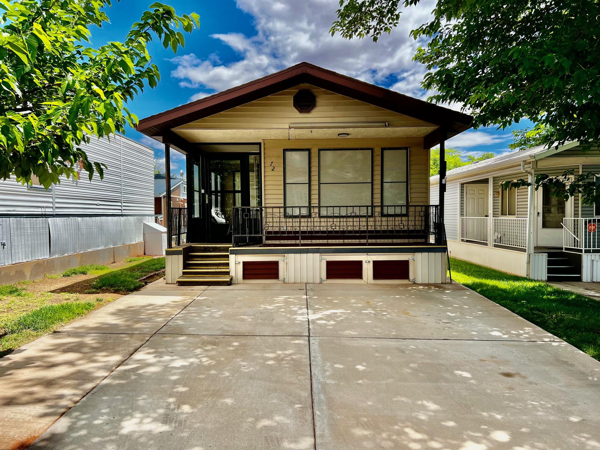 CANYON BREEZE RV RESORT - Residential